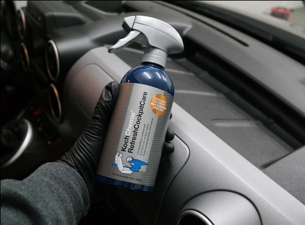 500ml Anti-Static Plastic Cleaner with UV Protection for Automotive Interiors
