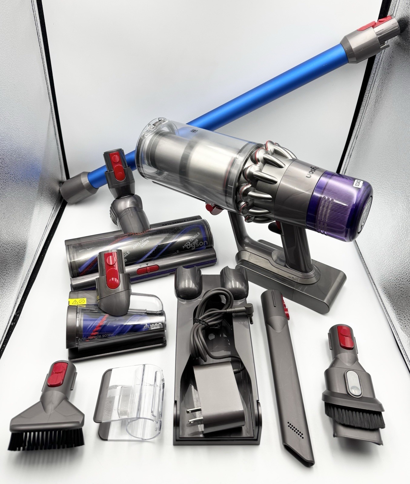 Dyson V11 SV15 Click-In Cordless Cord-free Vacuum Cleaner with Attachments