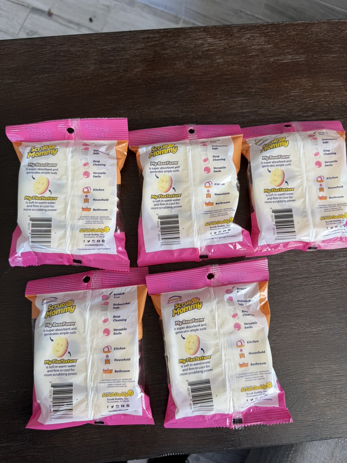 Lot of 60 Count Scrub Mommy Dual-sided Scrubber Scrubbing Sponge by Scrub Daddy