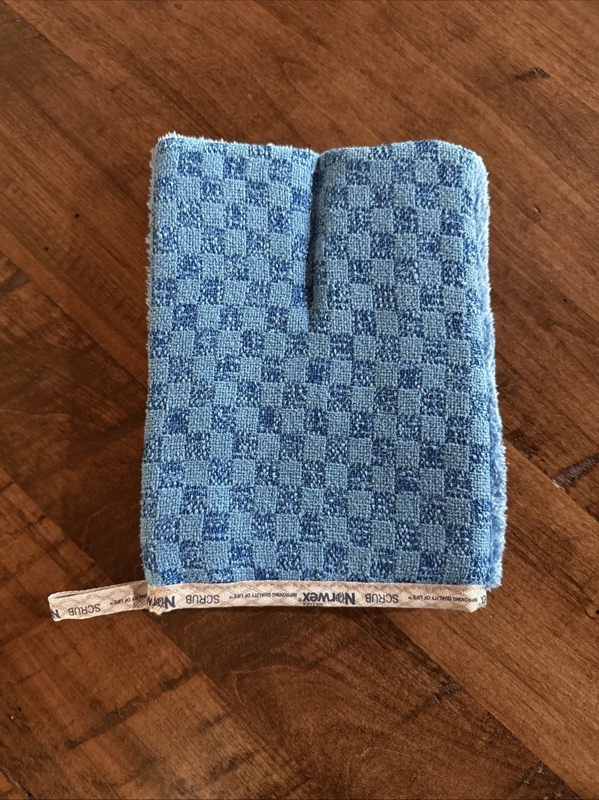 NEW Norwex 2-in-1 Bathroom Scrub Mitt | Blue | BacLock | Bathtub & Shower