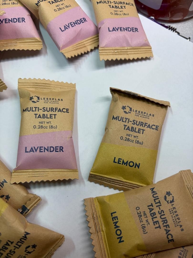 Lot of 21 lessplas multi-surface tablet cleaner LEMON & LAVENDER ALL NATURAL
