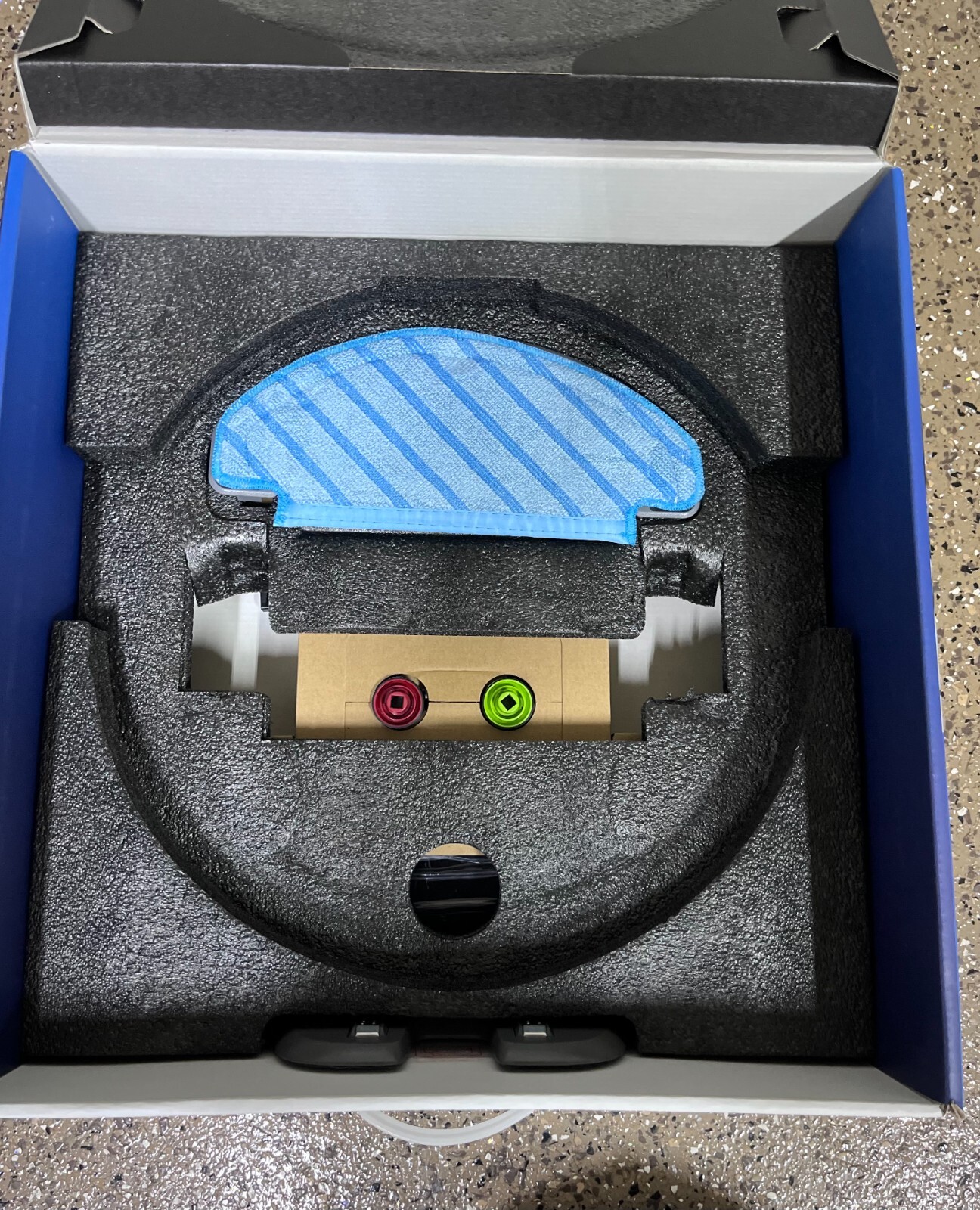 Ecovacs Deebot Ozmo T8 AIVI. New condition has camera 720p camera to watch pet  