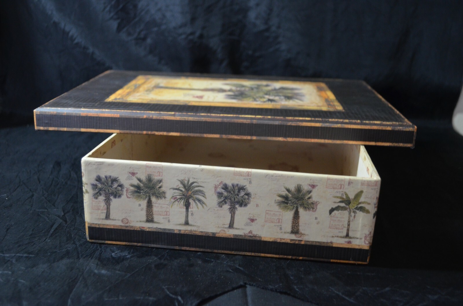 Chad Barrett Art in Motion Storage Box Palm tree design 13 x 8.5 Organize Closet