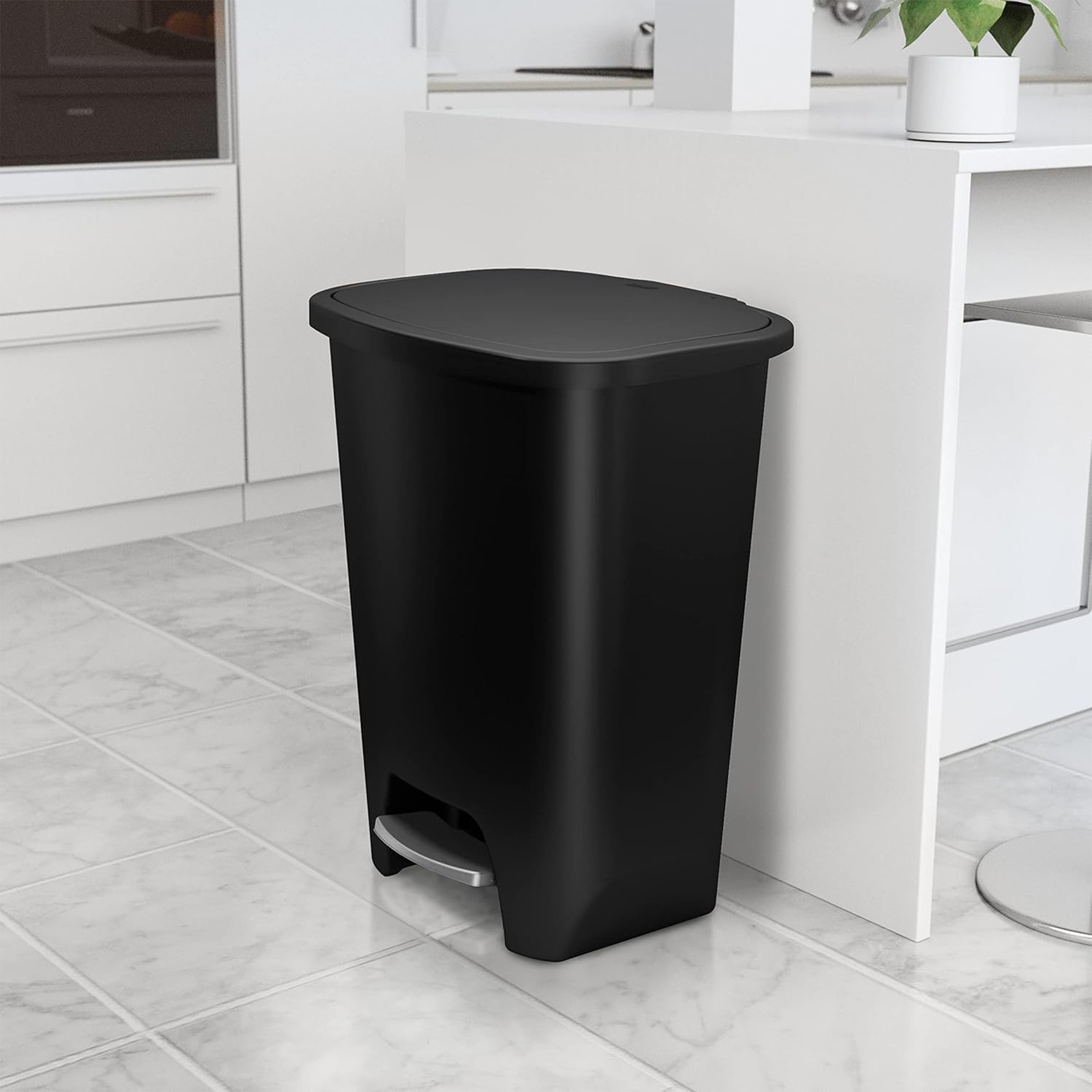 Glad Kitchen Trash Can with Lid, Foot Pedal and Garbage Bag Rings, 20 Gal, Black