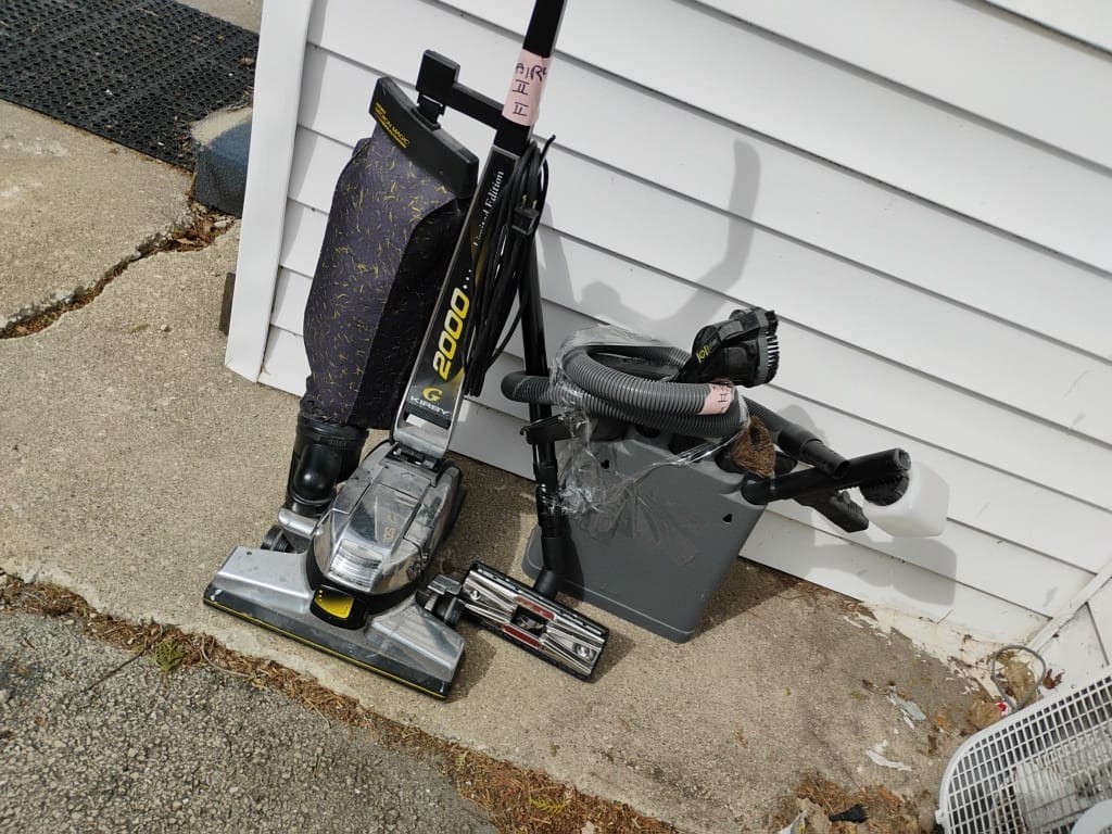 Kirby G 2000 Limited Edition G6D Upright Vacuum + Hose & Accessories