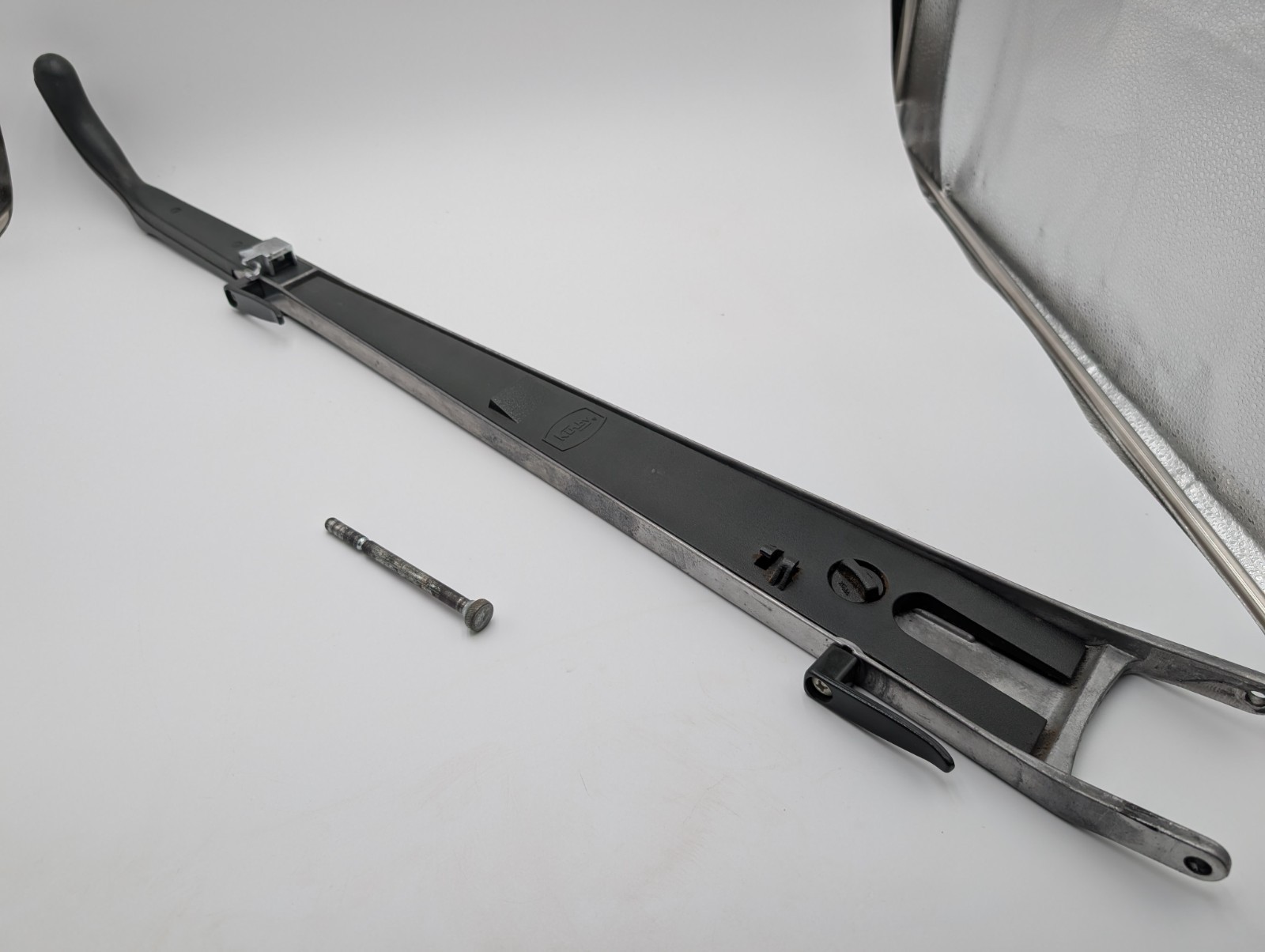 Kirby Heritage 1 HD Turbo Vacuum – Upper & Lower Handle w/ Mounting Pivot Pin