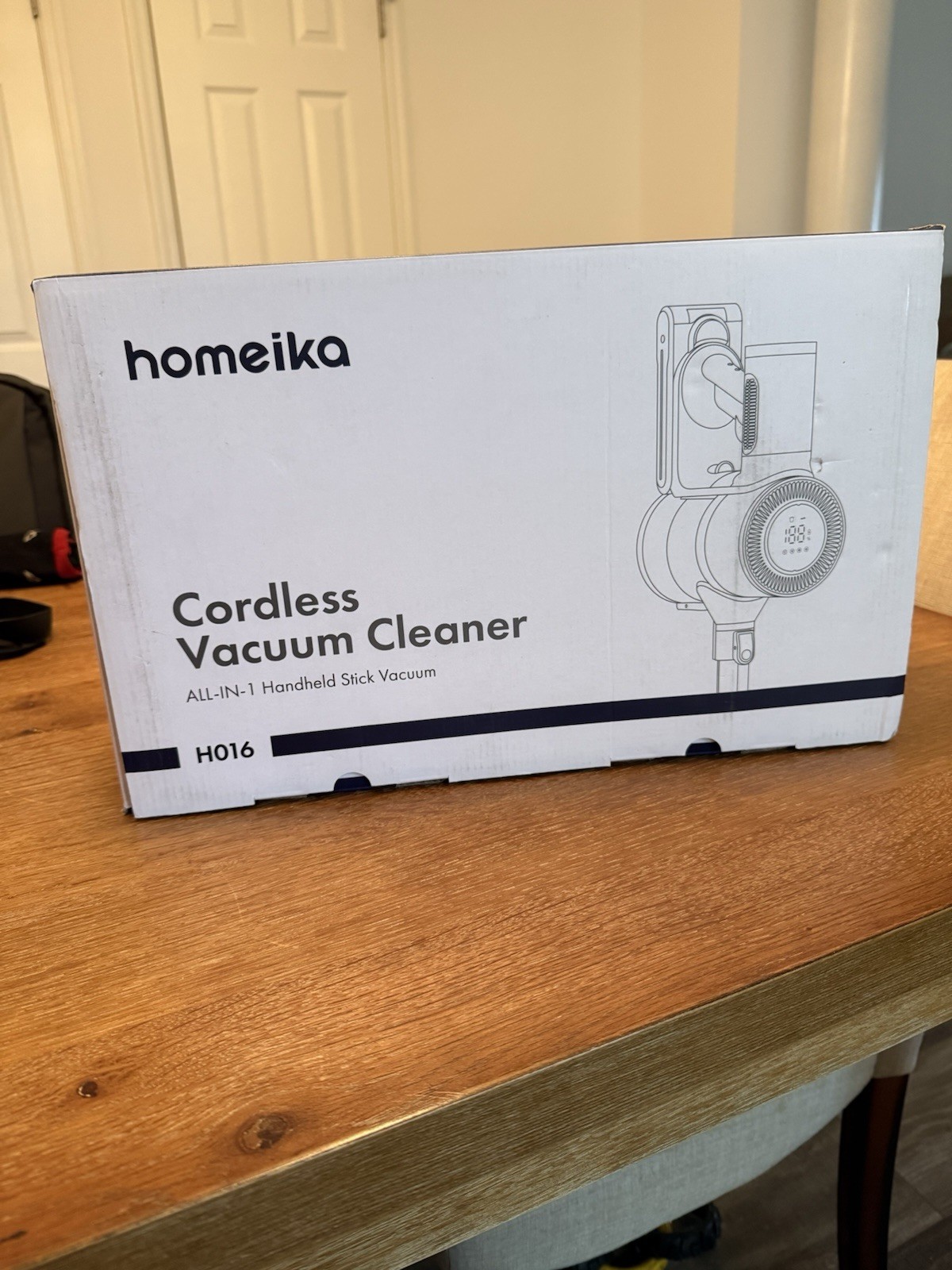 Homeika H016 Blue Cordless Battery-Powered Stick Vacuum Cleaner with LED Display