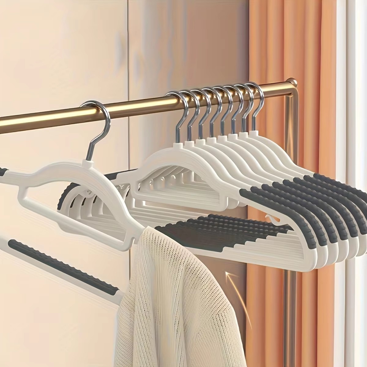 40pcs Non Slip Plastic Hanger Durable Heavy Duty Clothes Hanger 360° Swivel Hook