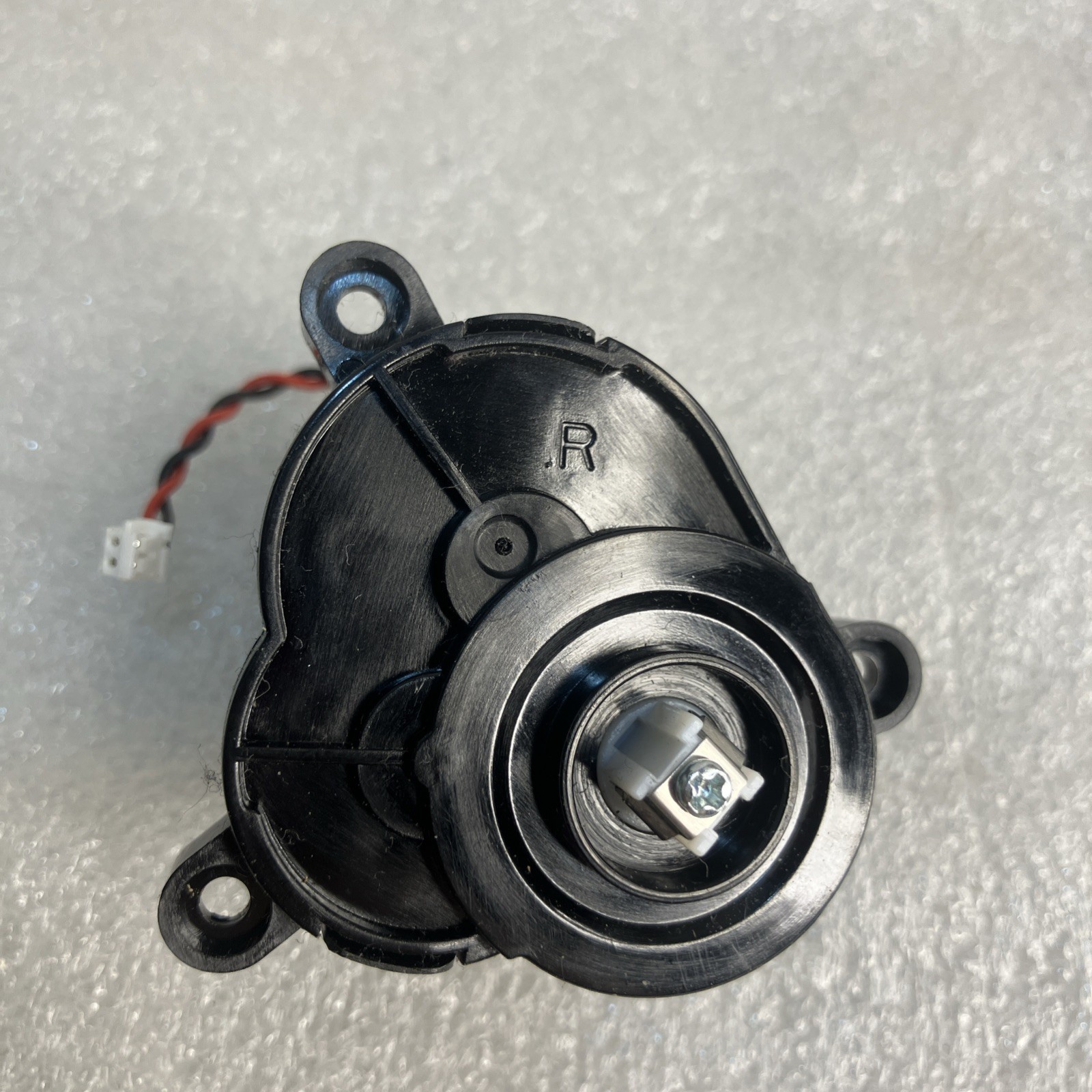 MAMNV BR151 Robot Vacuum and Mop part, Motor of the Right and Left Side Brushes