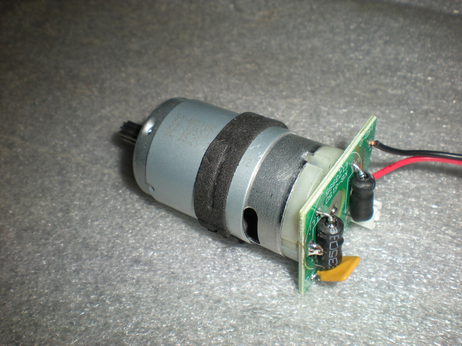 OEM Eureka ReactiClean NEC410BK Cordless Vacuum Power Head Roller Brush Motor