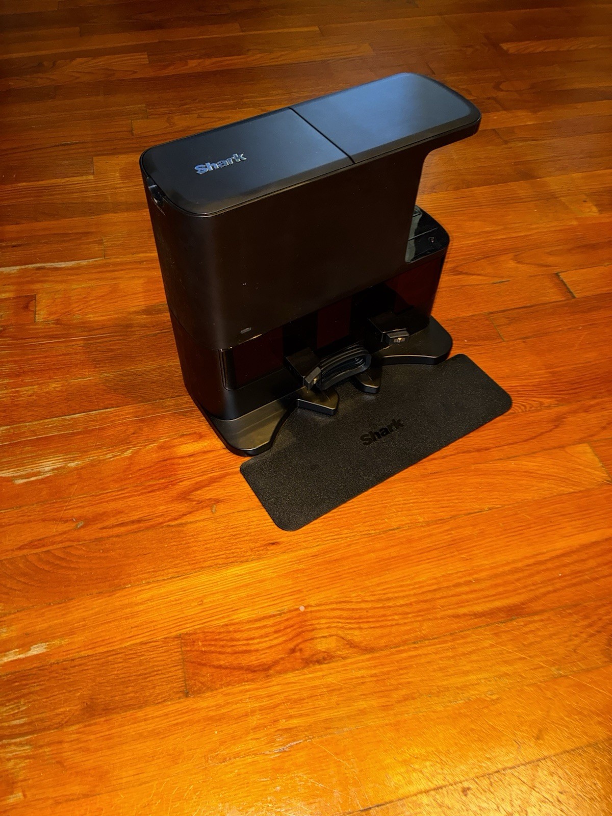 Shark Matrix Plus 2-in-1 Robot Vacuum Mop Sonic Mopping