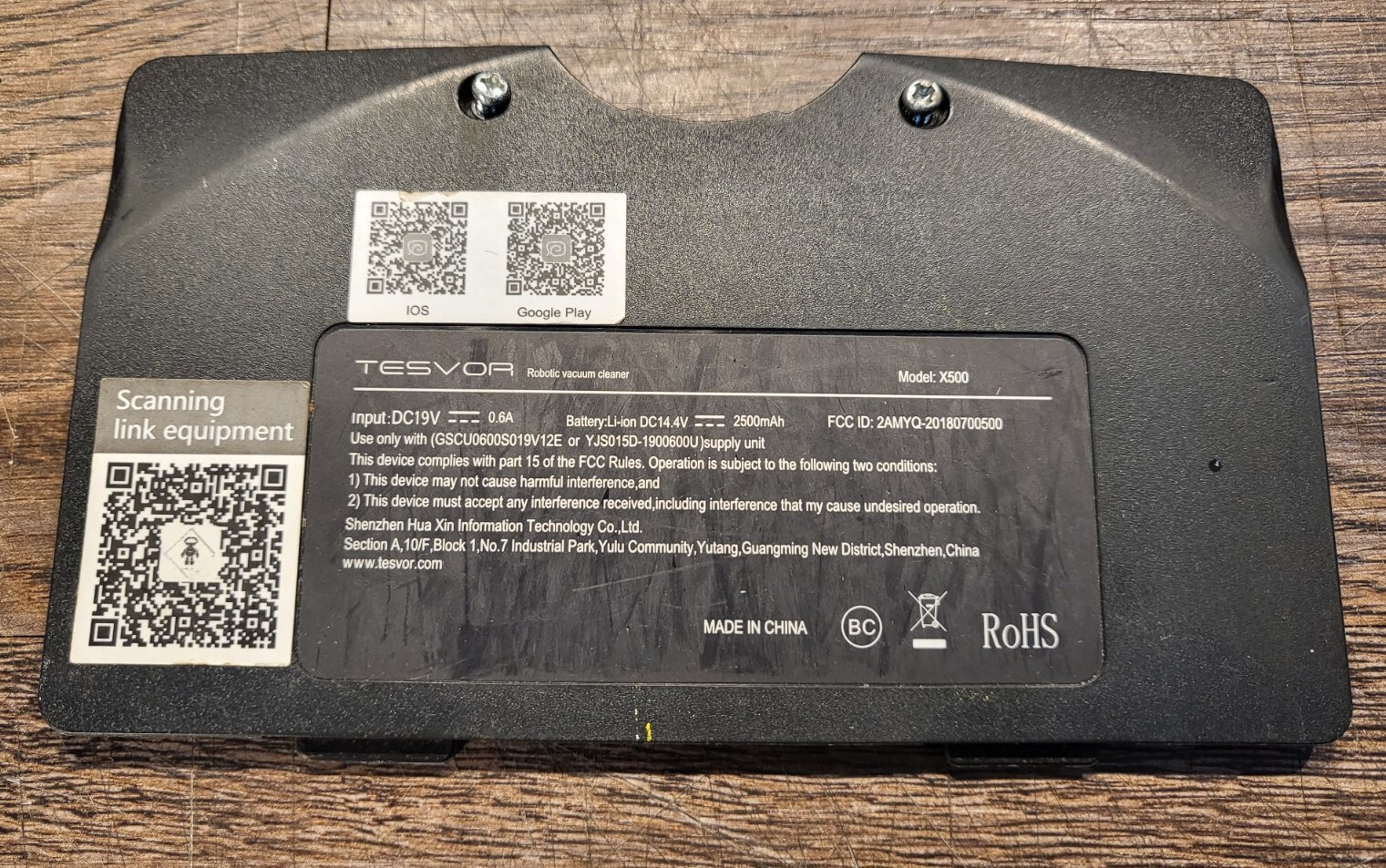 Tesvor X500 Robotic Vacuum Cleaner – Battery Cover Plate With Screws