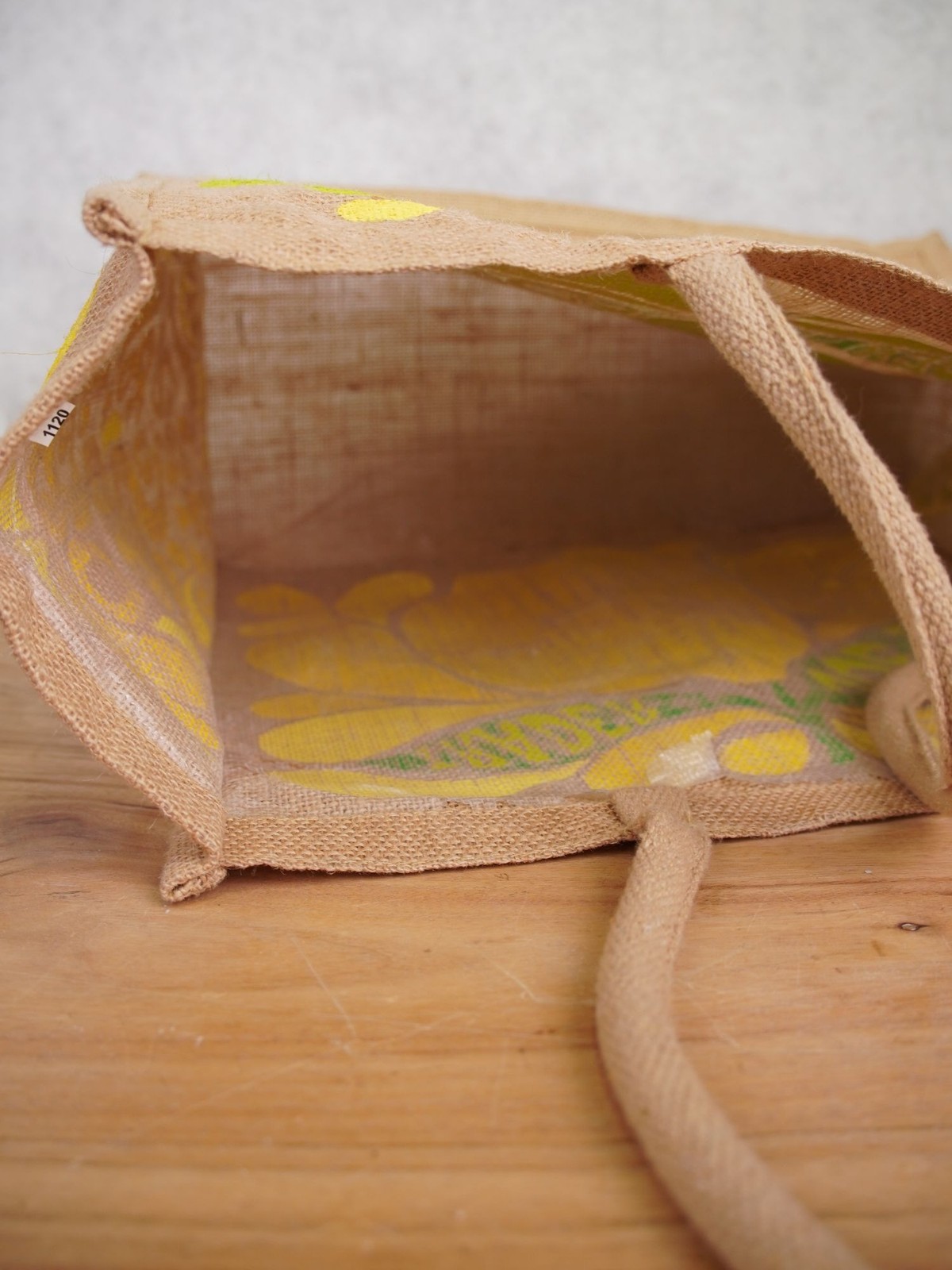 Trader Joes Reusable Jute Tote Bag Lemon & Lime Print Burlap Beach Bag 16″x13″