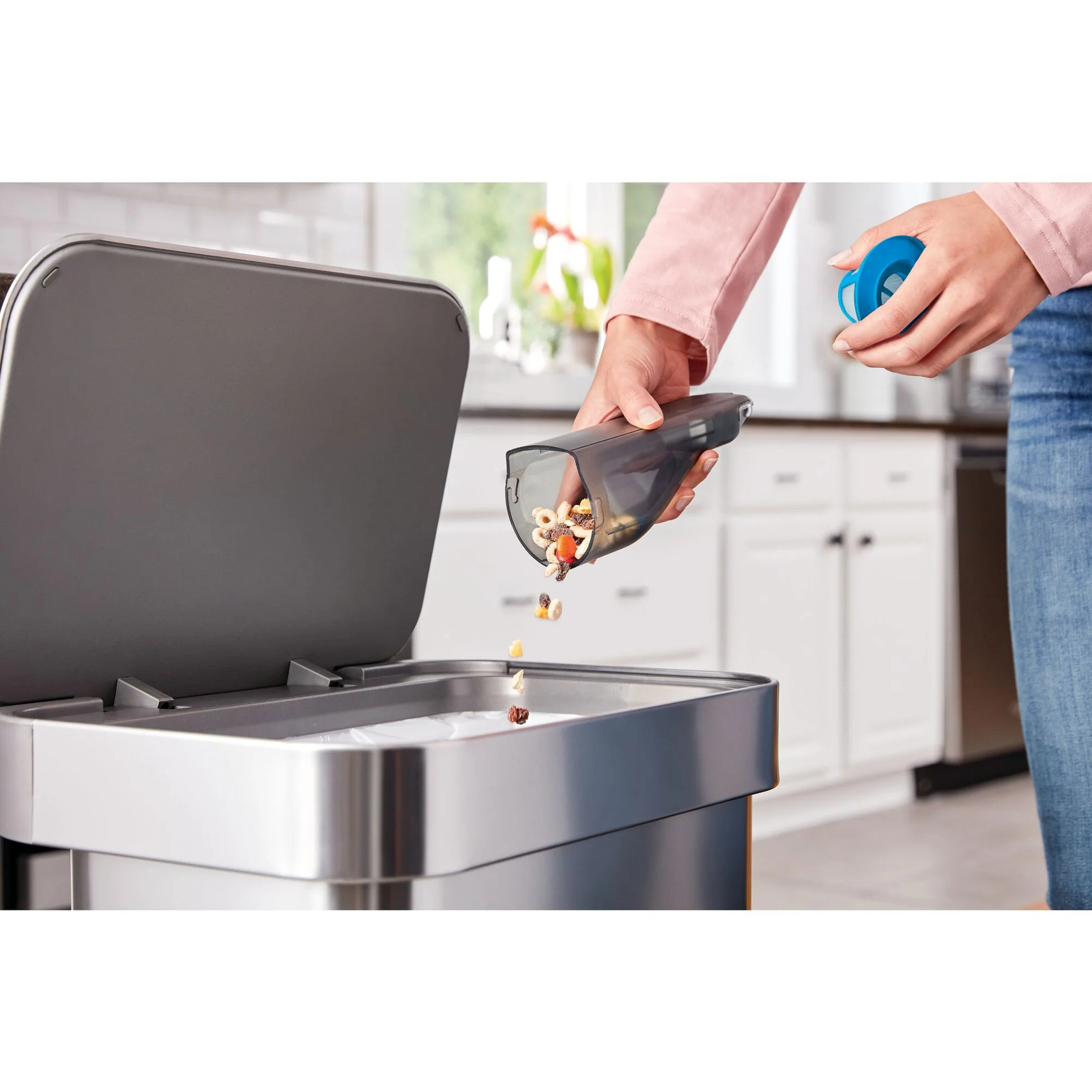 BLACK+DECKER dustbuster® AdvancedClean+™ Slim Cordless Hand Vacuum- HLVC315J10