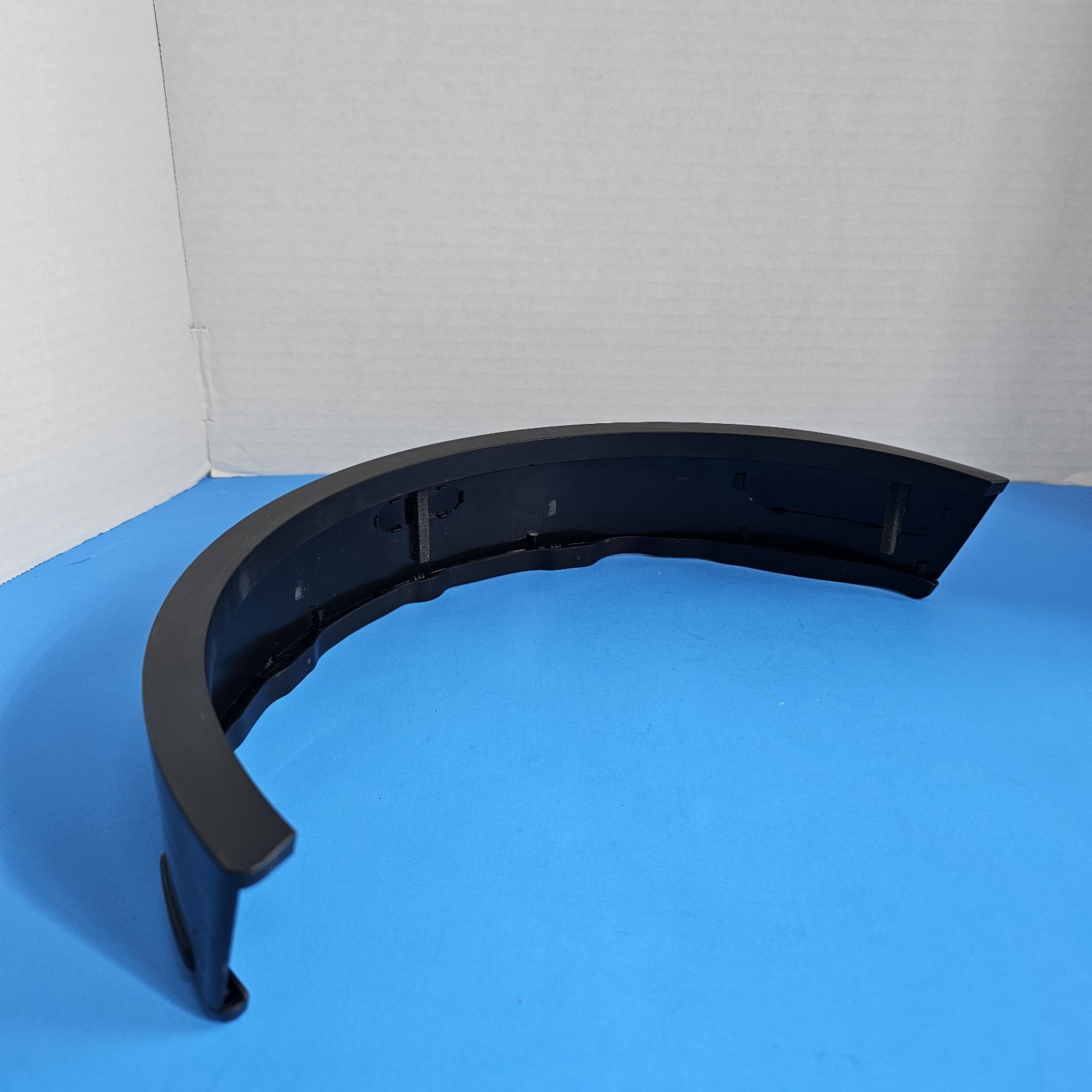 Shark MATRIX Robot Vacuum UR2360EEUS Front Bumper Cover REPLACEMENT PART / OEM