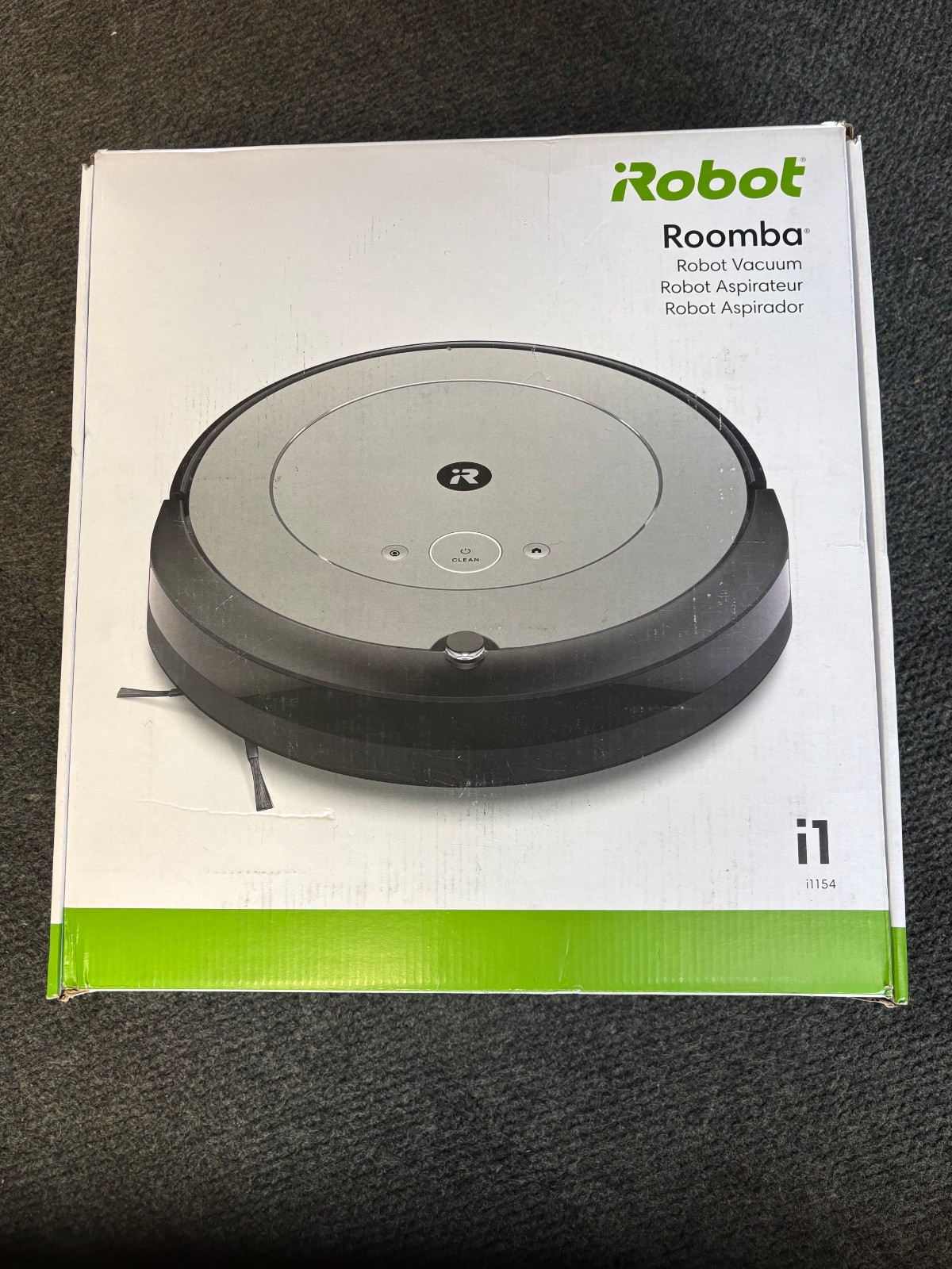iRobot Roomba i1 (1154) Wi-Fi Connected Robot Vacuum