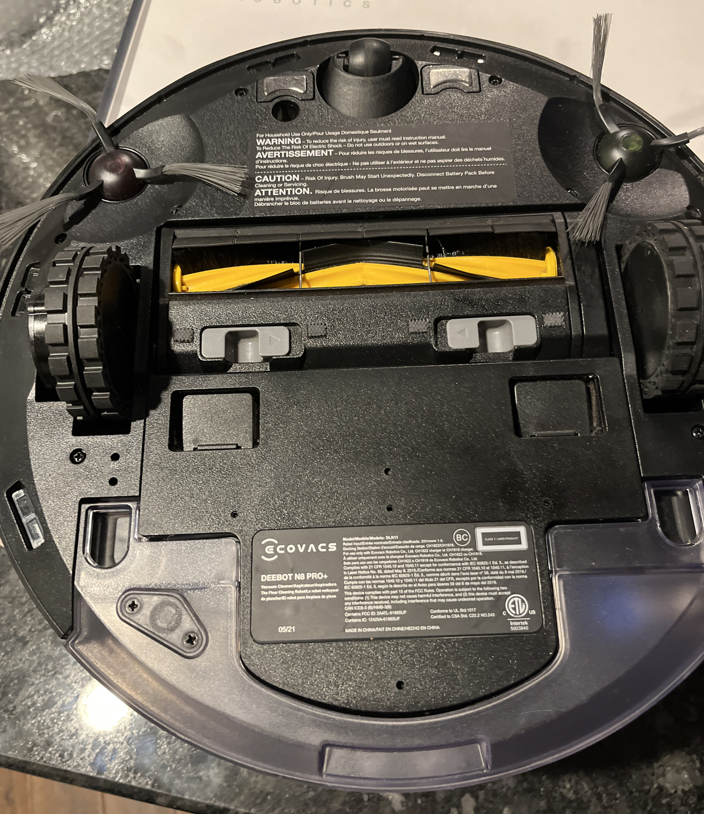 Ecovacs Deebot Ozmo 950 Black 3-Levels Suction 2-in-1 Robot Vacuum Cleaner. USED