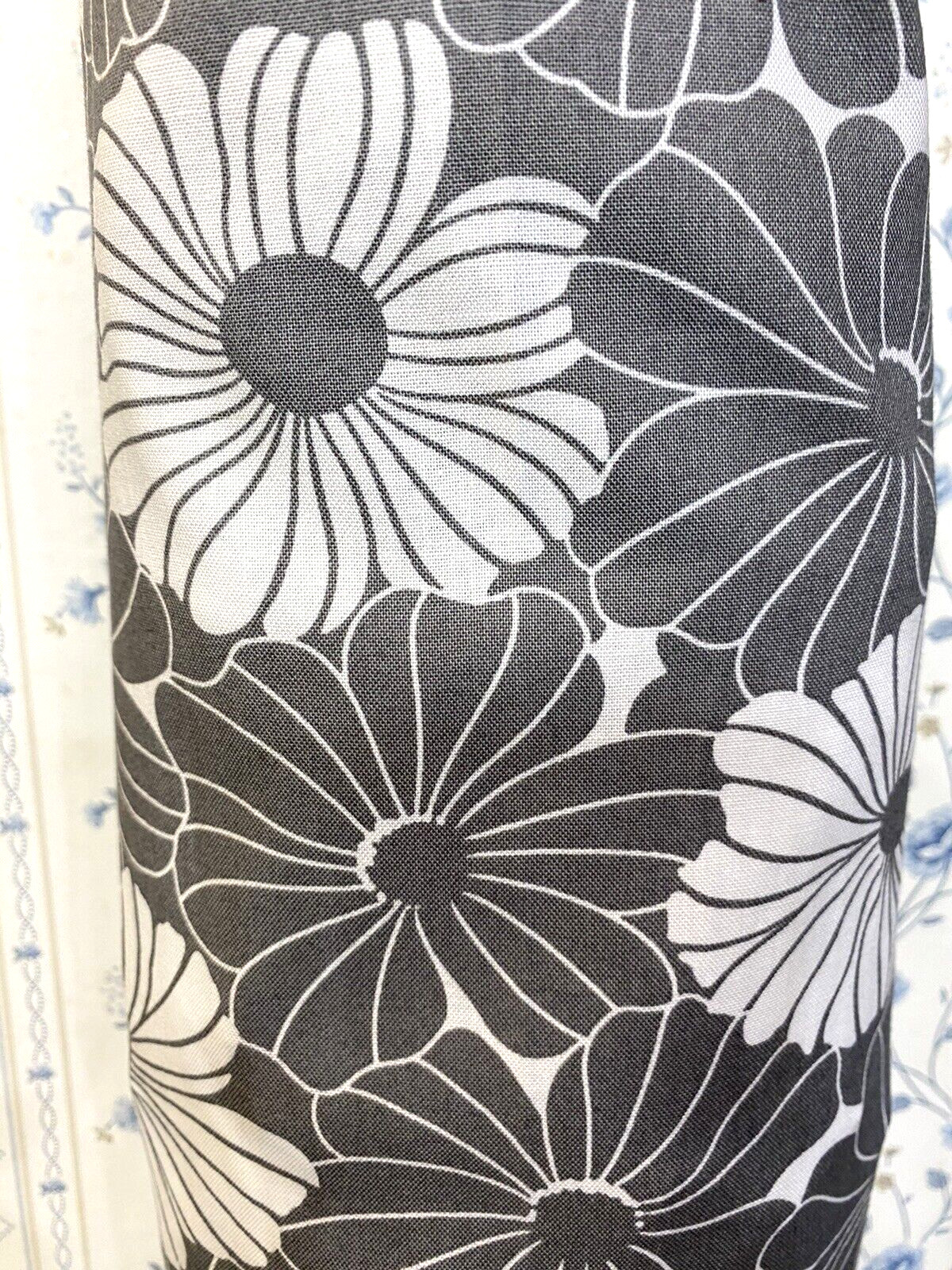 Gray White Flower Grocery Bag Holder 18” USA