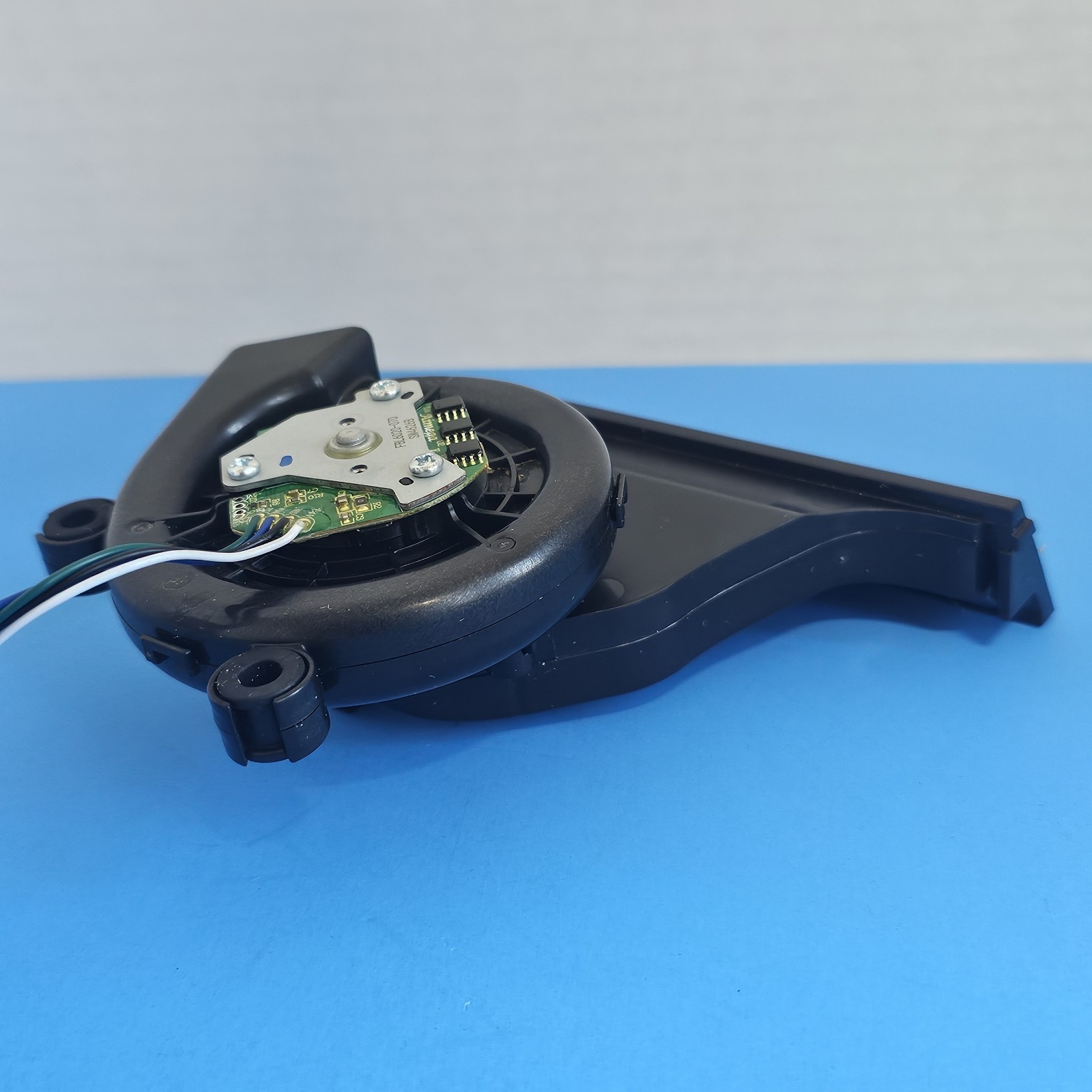 Shark MATRIX Robot Vacuum UR2360EEUS Suction Fan Motor Assembly REPLACEMENT PART