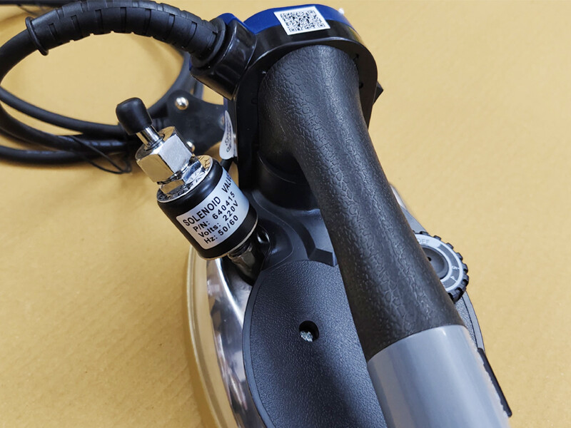 Best Silver Star Steam 1300 Watts 220V Electric Steam Iron Es-300L + Free Ship