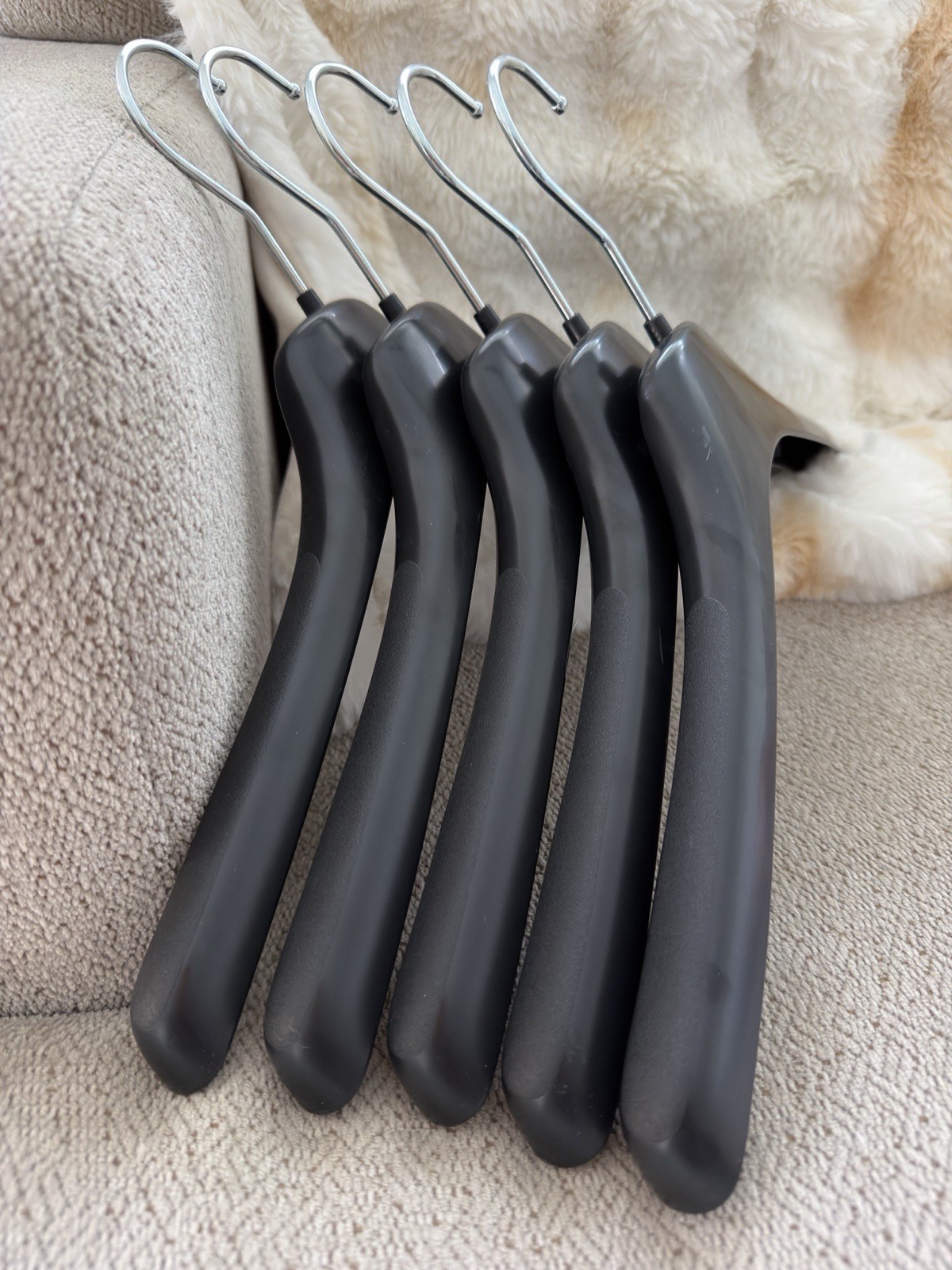 GIORGIO ARMANI Shirt Jacket Blouse Hangers Set Of 5 Length 17 in. (no scratches)