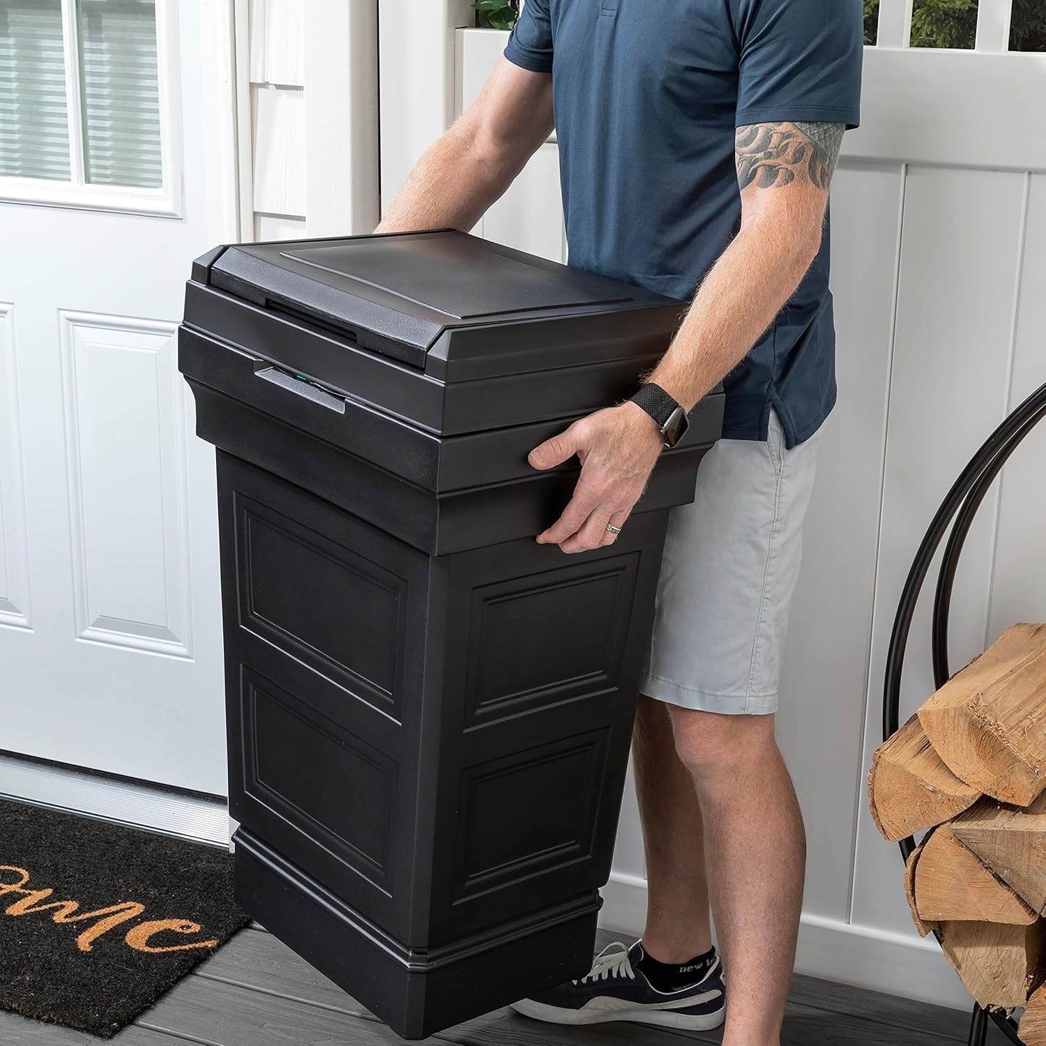 Elegant Onyx Black Trash Can, 39 Gallons – Indoor/Outdoor Use, Removable Lid
