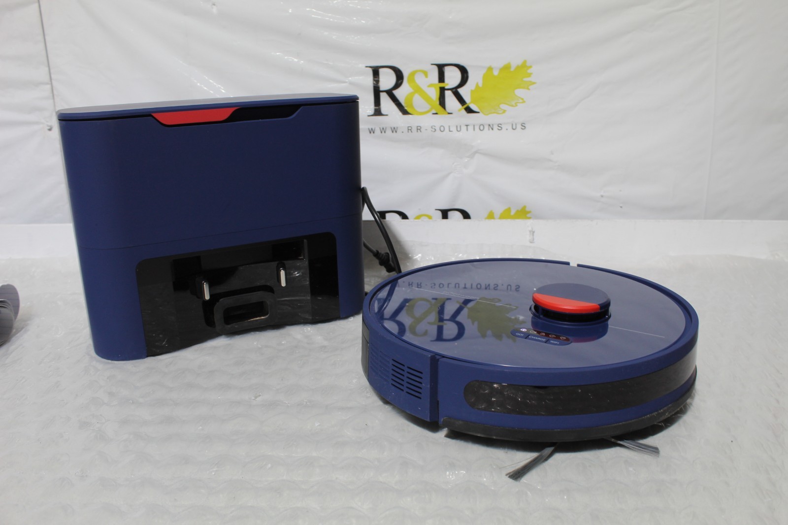 BObsweep Dustin Wi-Fi Connected Self-Emptying Robot Vacuum