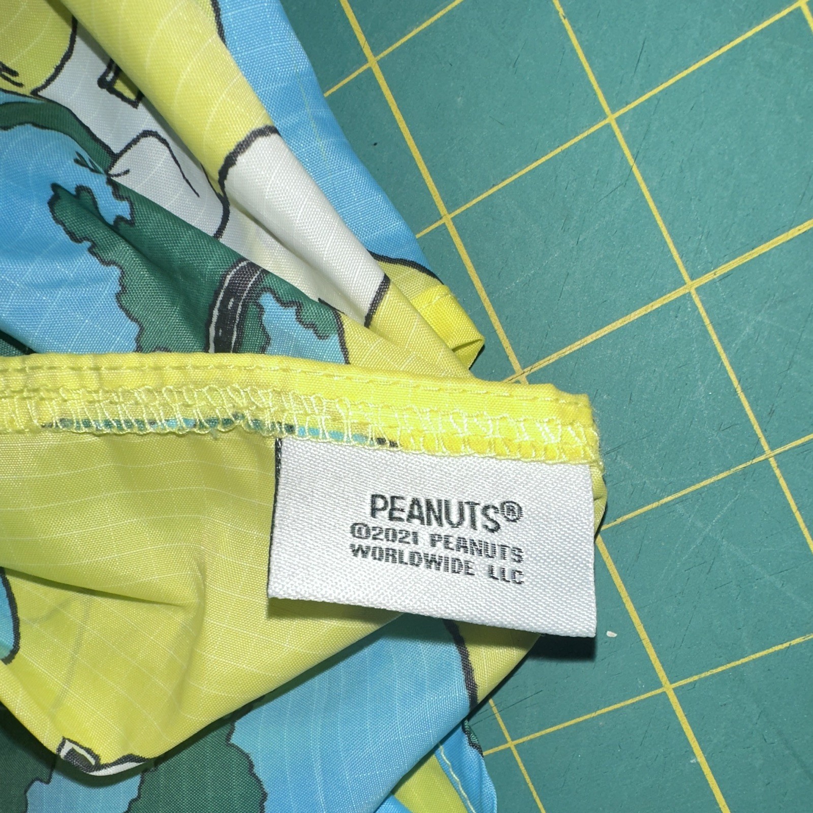 BAGGU Yellow Peanuts Snoopy Take Care All-Over Print Nylon RARE OUT OF PRINT