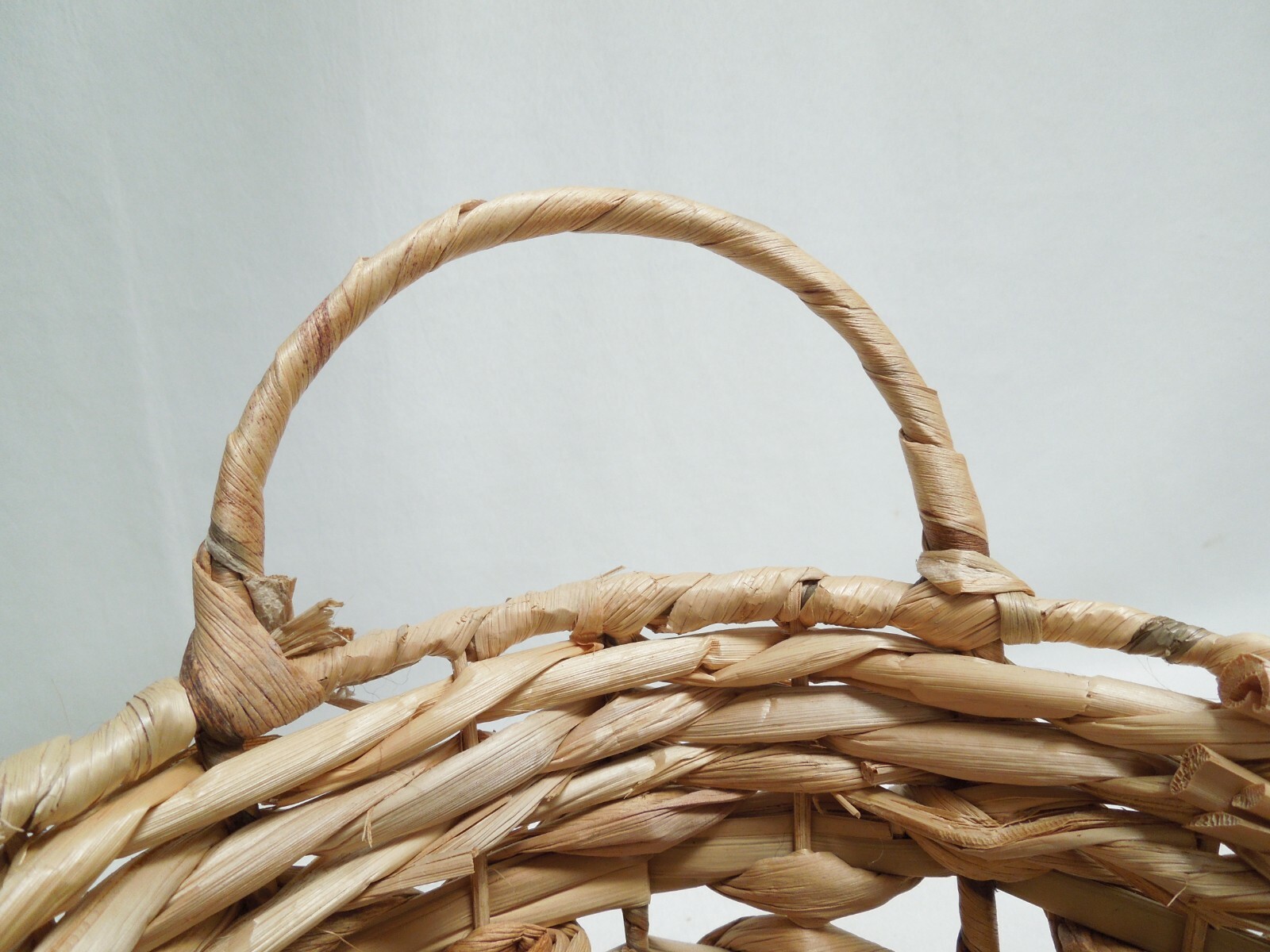Large Woven Straw Basket with Metal Frame and Handles for Fruits & Vegetables