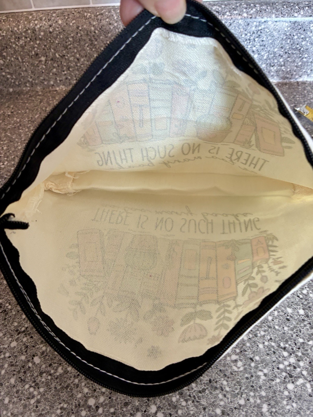 NWOT “There Is No Such Thing As Too Many Books” Book Tote Bag & Zippered Pouch
