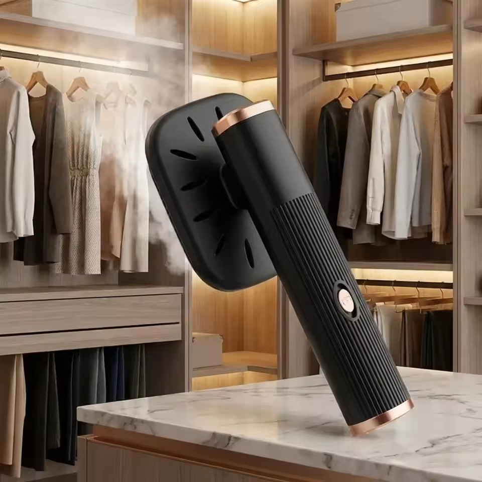 Portable 360° Handheld Steam Iron USB Powered Clothes Steamer Travel Iron