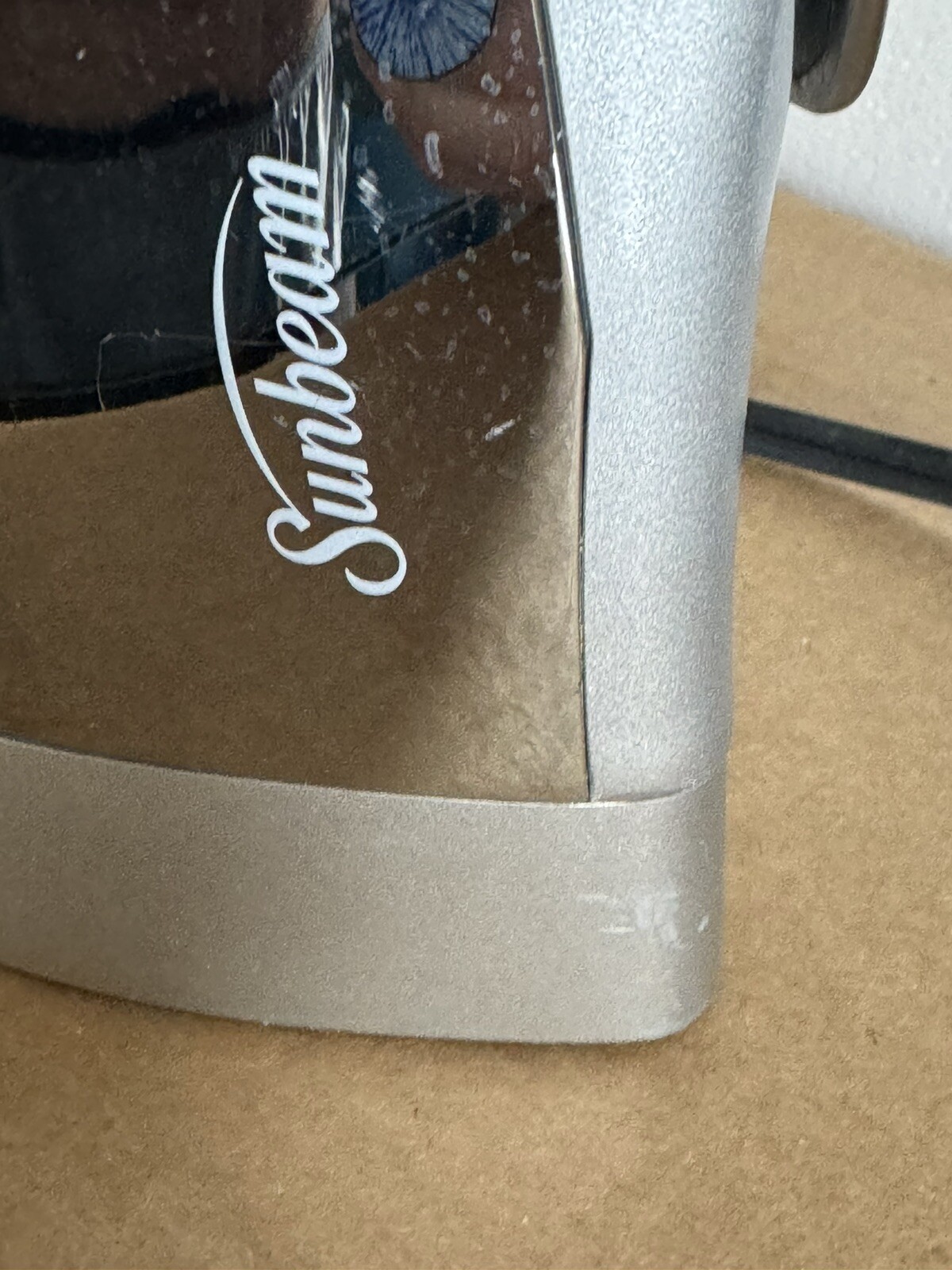 Sunbeam Steam Iron 1400 Watts GCSBSP-201 Retractable Cord Teal Silver