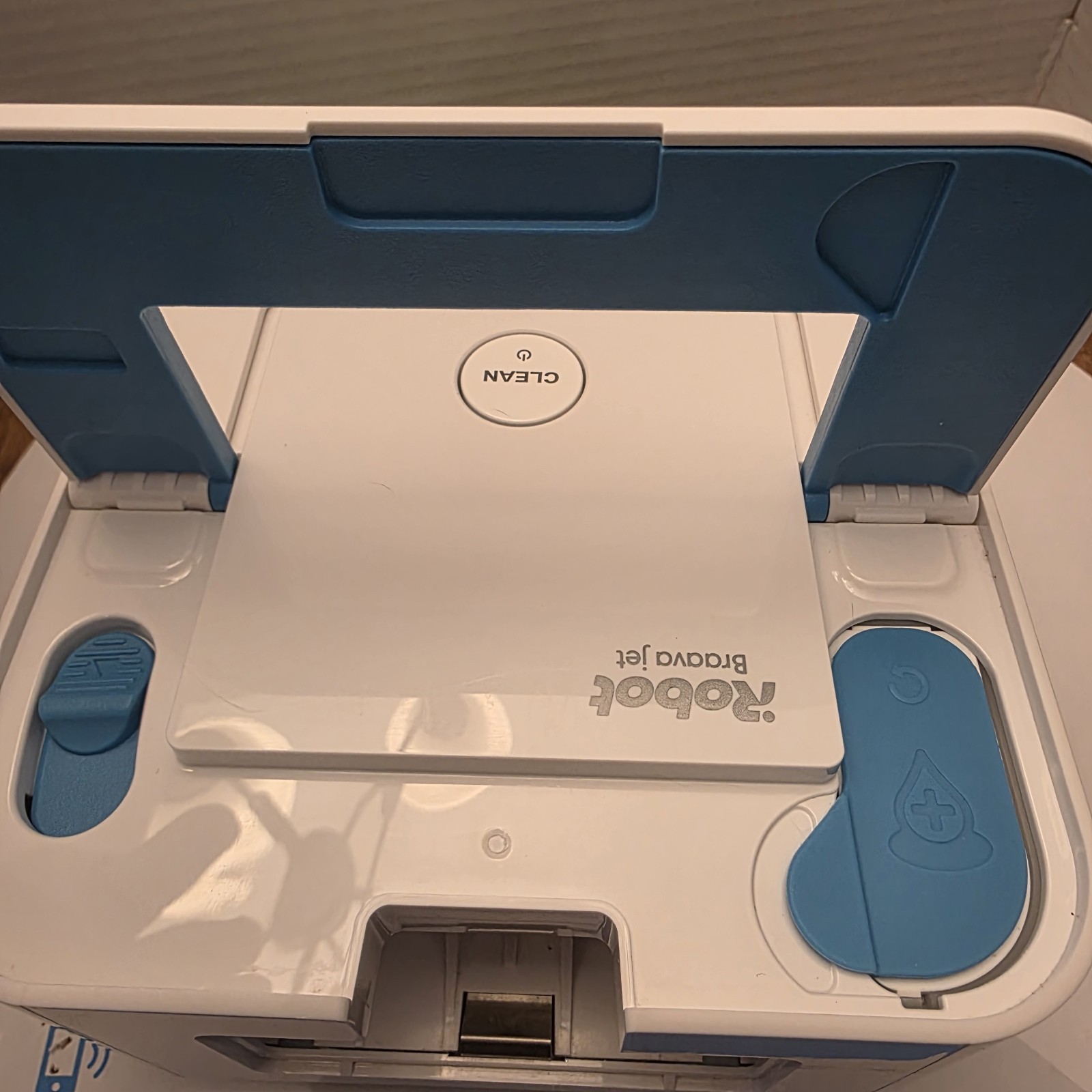 iRobot Braava Jet 240 APP CONTROL MOPPING ROBOT EX CONDITION BOX MANUALS PADS