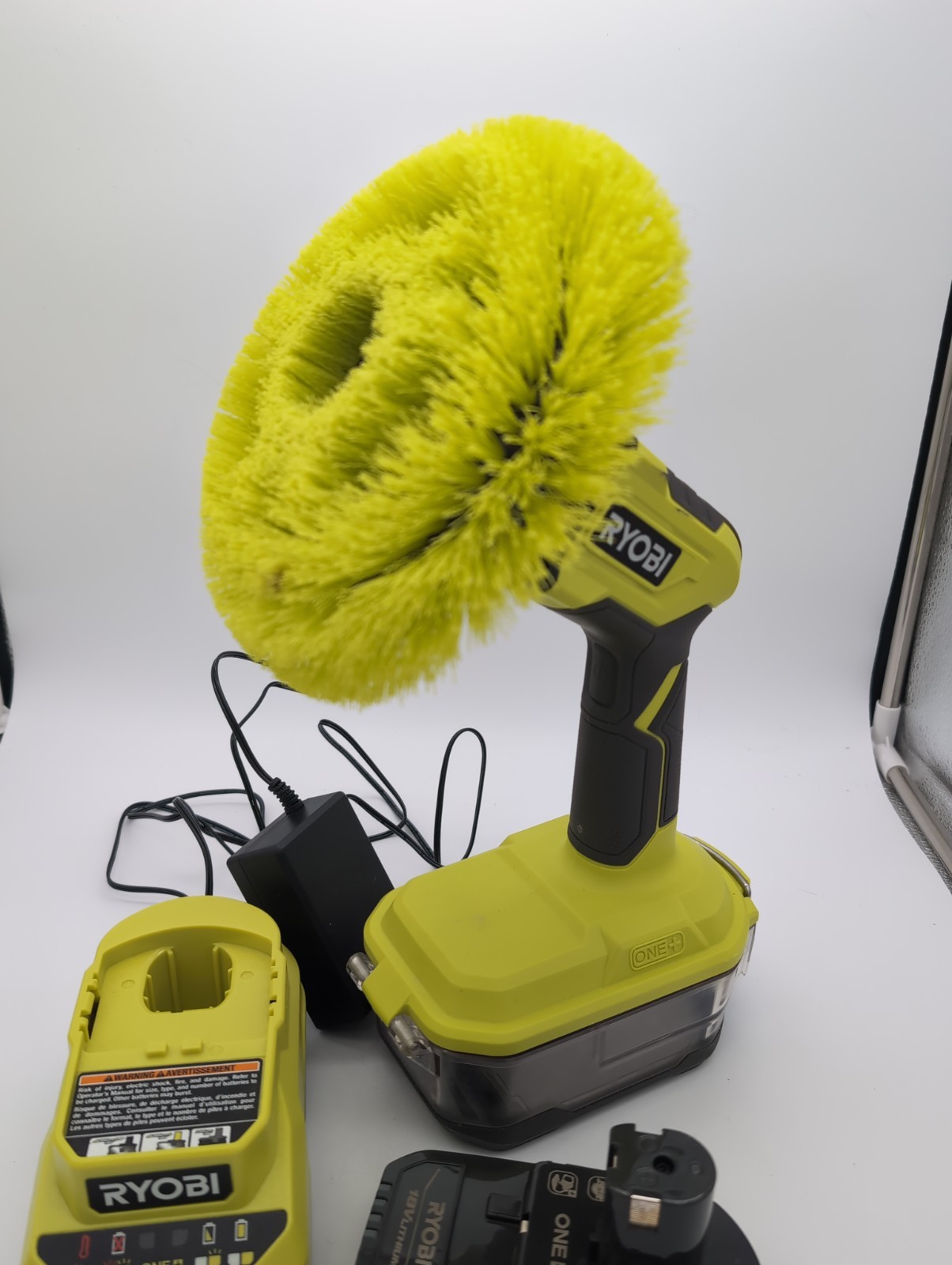 Ryobi Cordless Power Scrubber w/ Battery + Charger Excellent Condition