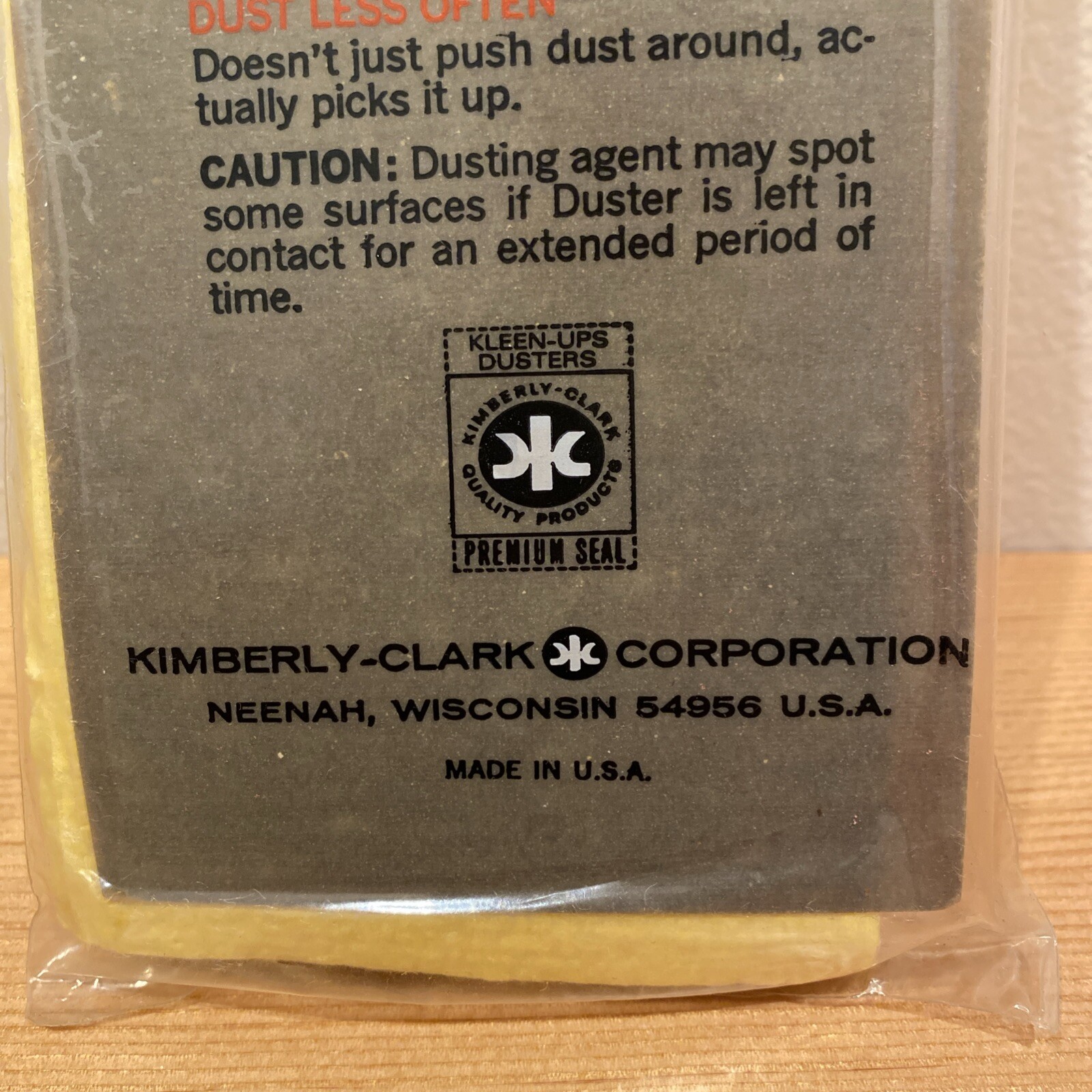 Vintage Kleen-ups Disposable Dusters By Kleenex Kimberly-Clark NOS Prop