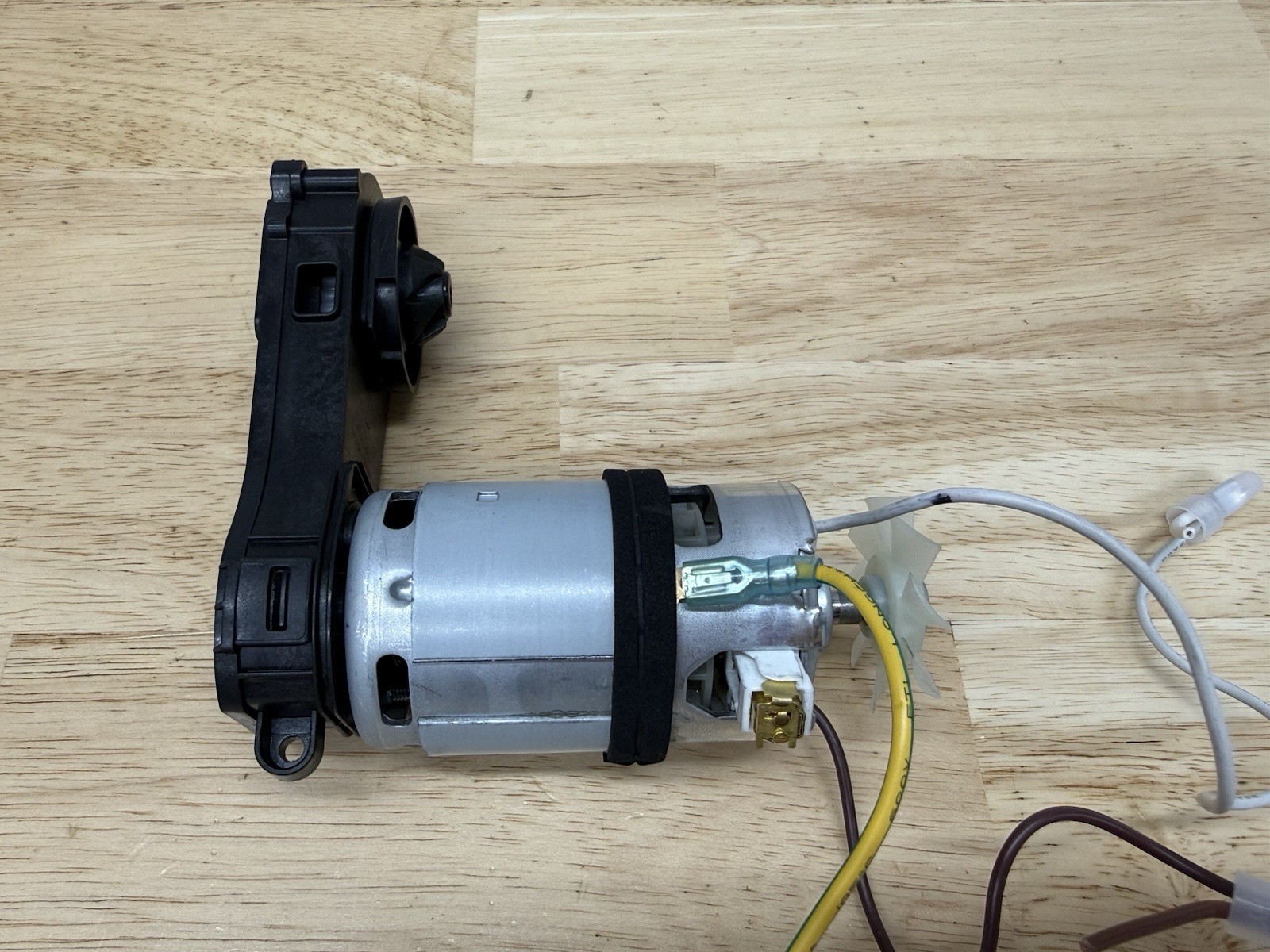 Shark CarpetXpert Upright Vacuum EX150 EX200 EX201 EX205 Part Brushroll Motor