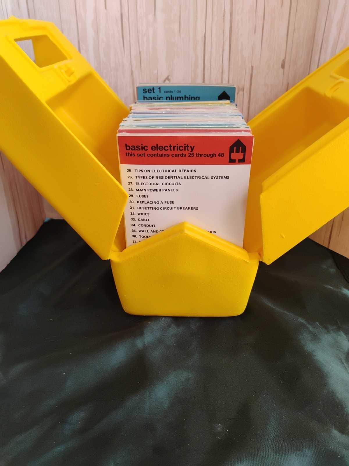 Vintage Home Repair Box Yes You Can Fix It Case 80s With Cards