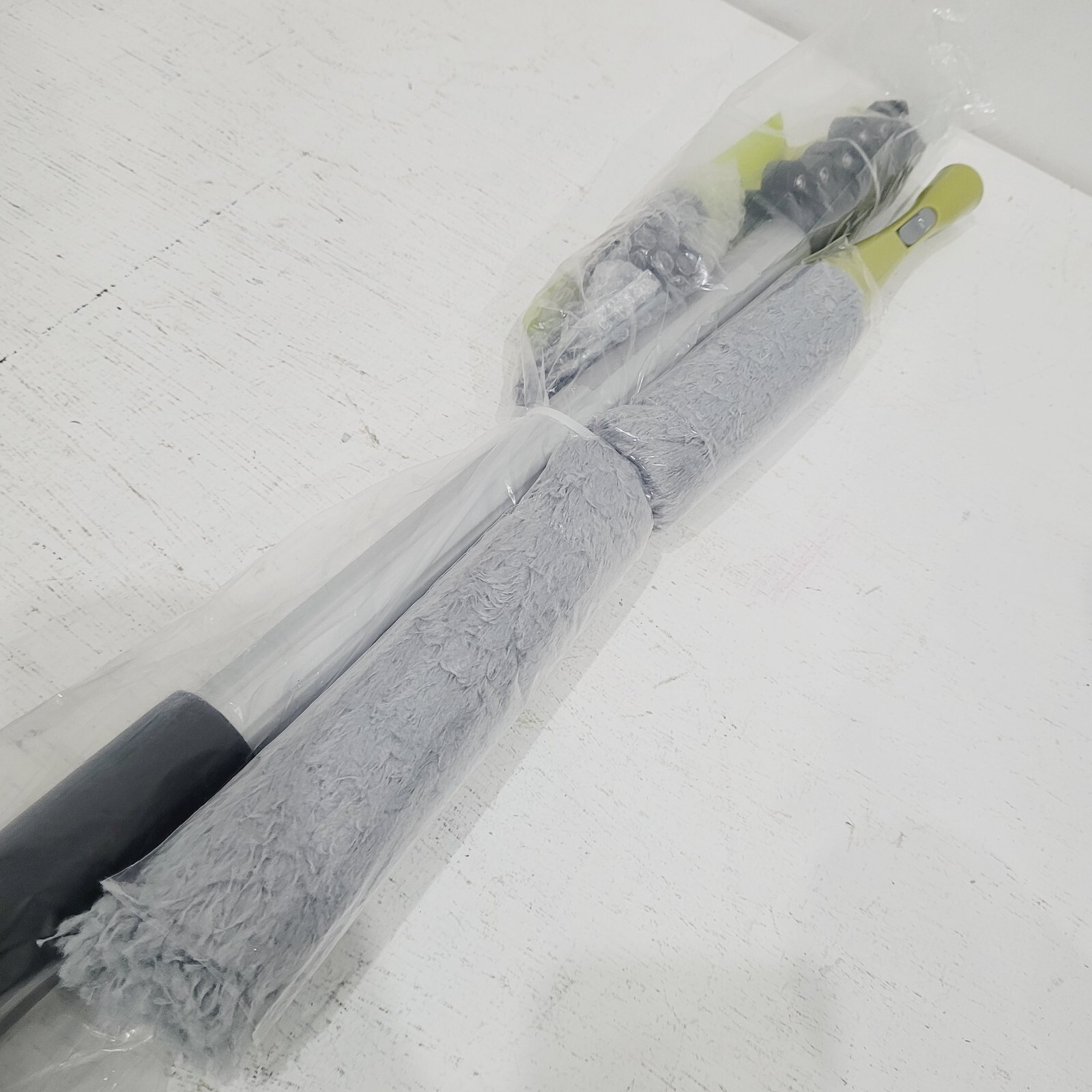 12 ft Reach 5 to 12 ft DocaPole Extension Telescopic Pole High Reach Duster Kit