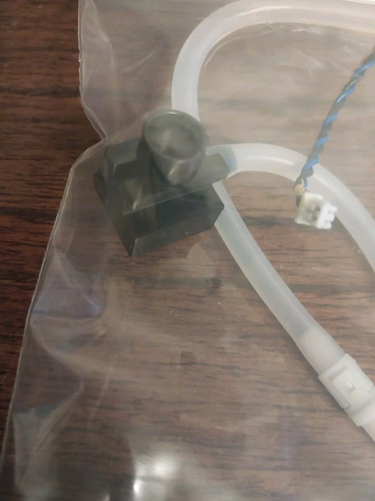 HOMEVIZ G1 Robot Vacuum Cleaner 8000Pa- Water Pump And Tank Connection Valve