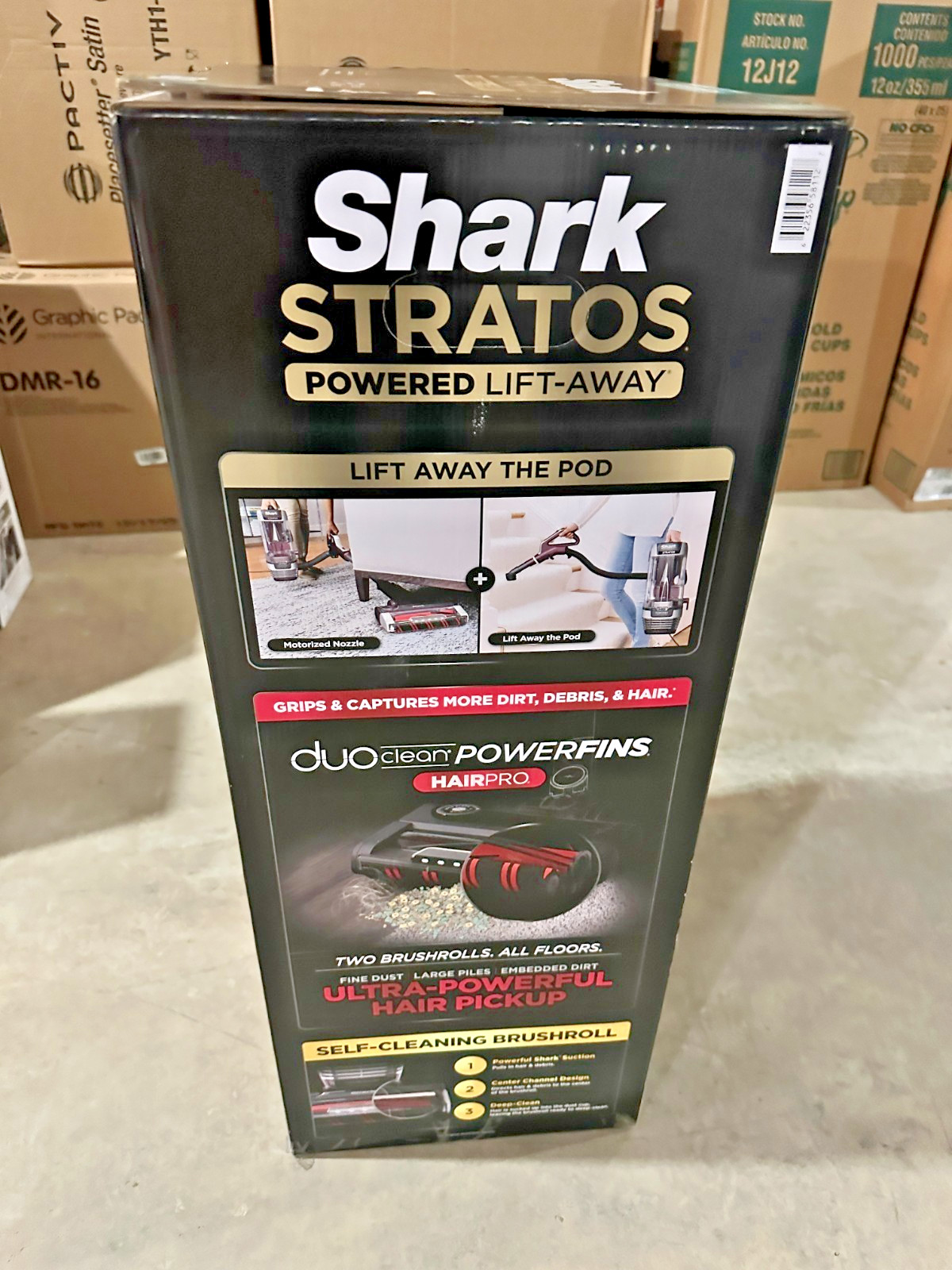 *Brand New* Shark Stratos Powered Lift-Away AZ3000 Vacuum Ultra powerful Suction