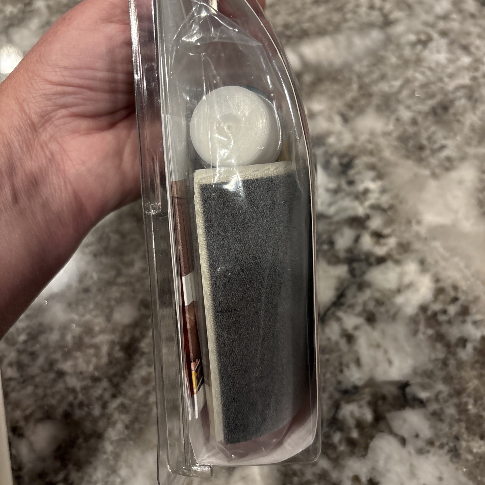 3M Leather and Vinyl Repair Kit (08579): one kit