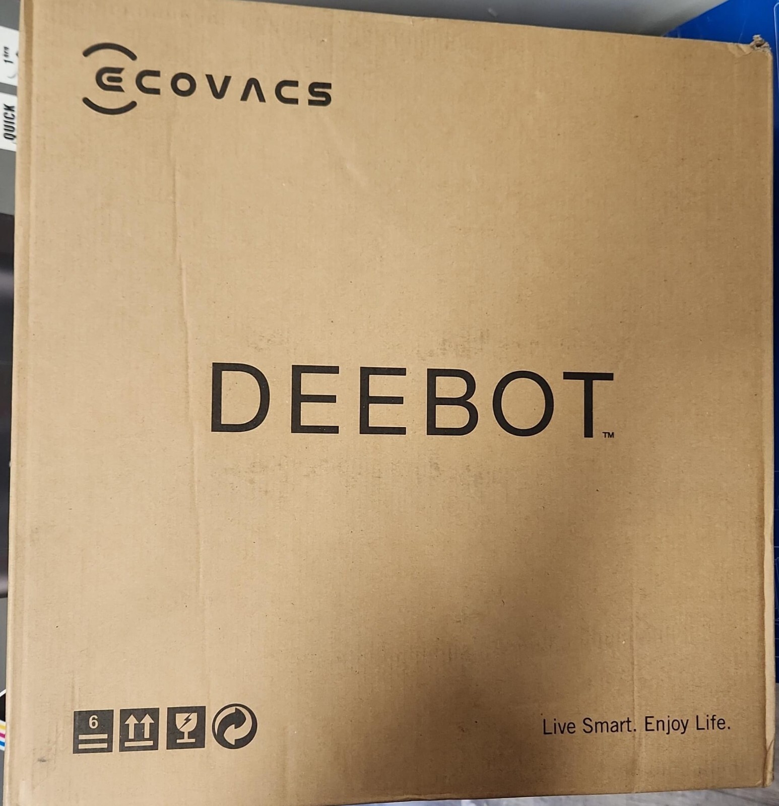 ECOVACS Deebot Ozmo T8 Robot Vacuum Cleaner & Mop Black Used