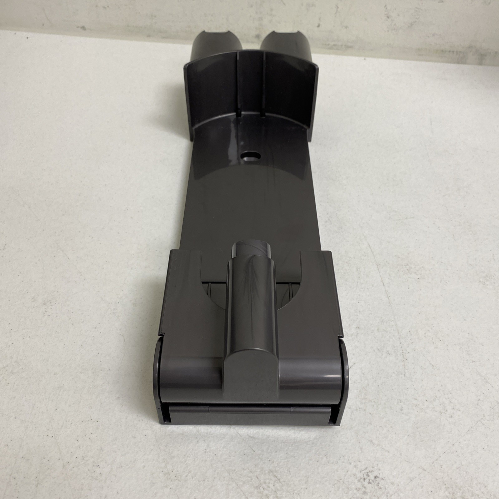 Dyson SV25 V8 Extra Cordless Vacuum REPLACEMENT WALL MOUNT W/SCREWS
