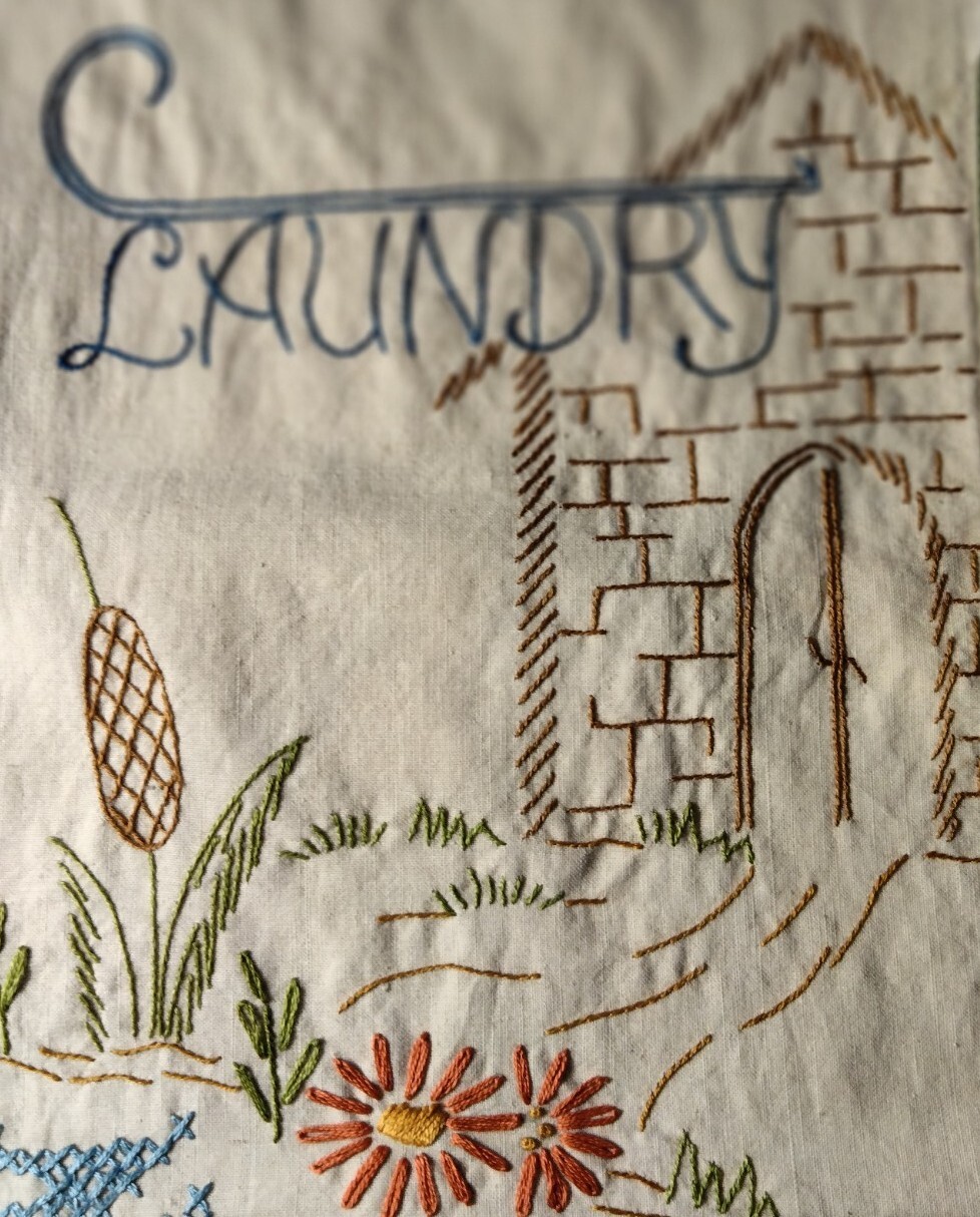 Vintage Embroidery Ladies Laundry Bag & Clothespin Hanging Bag Rare Handmade