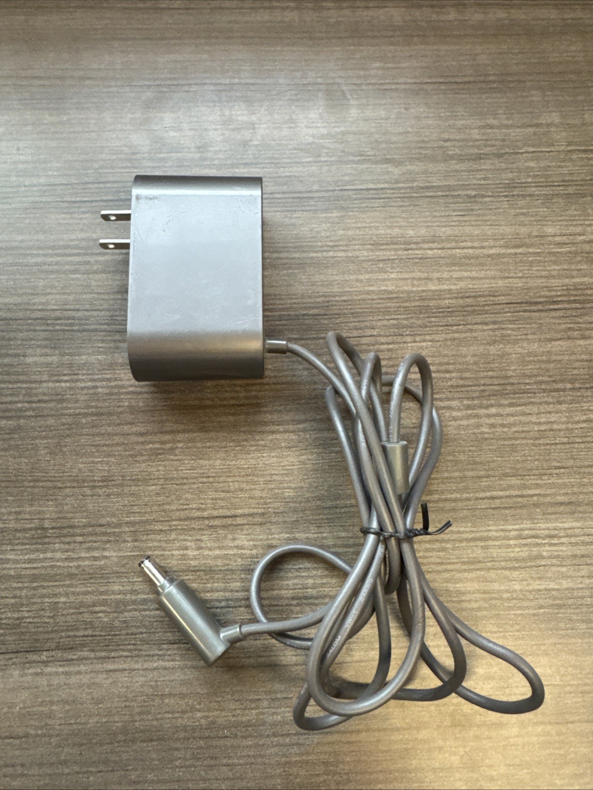 Dyson 205720-02 Charger T30