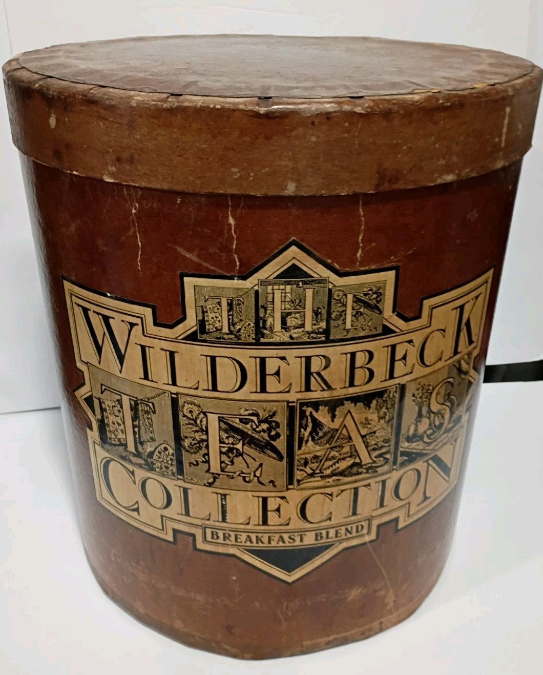 Wilderbeck Teas Collection Red Round Wastebasket w/ Lid 4 Gal Stars Cardboard