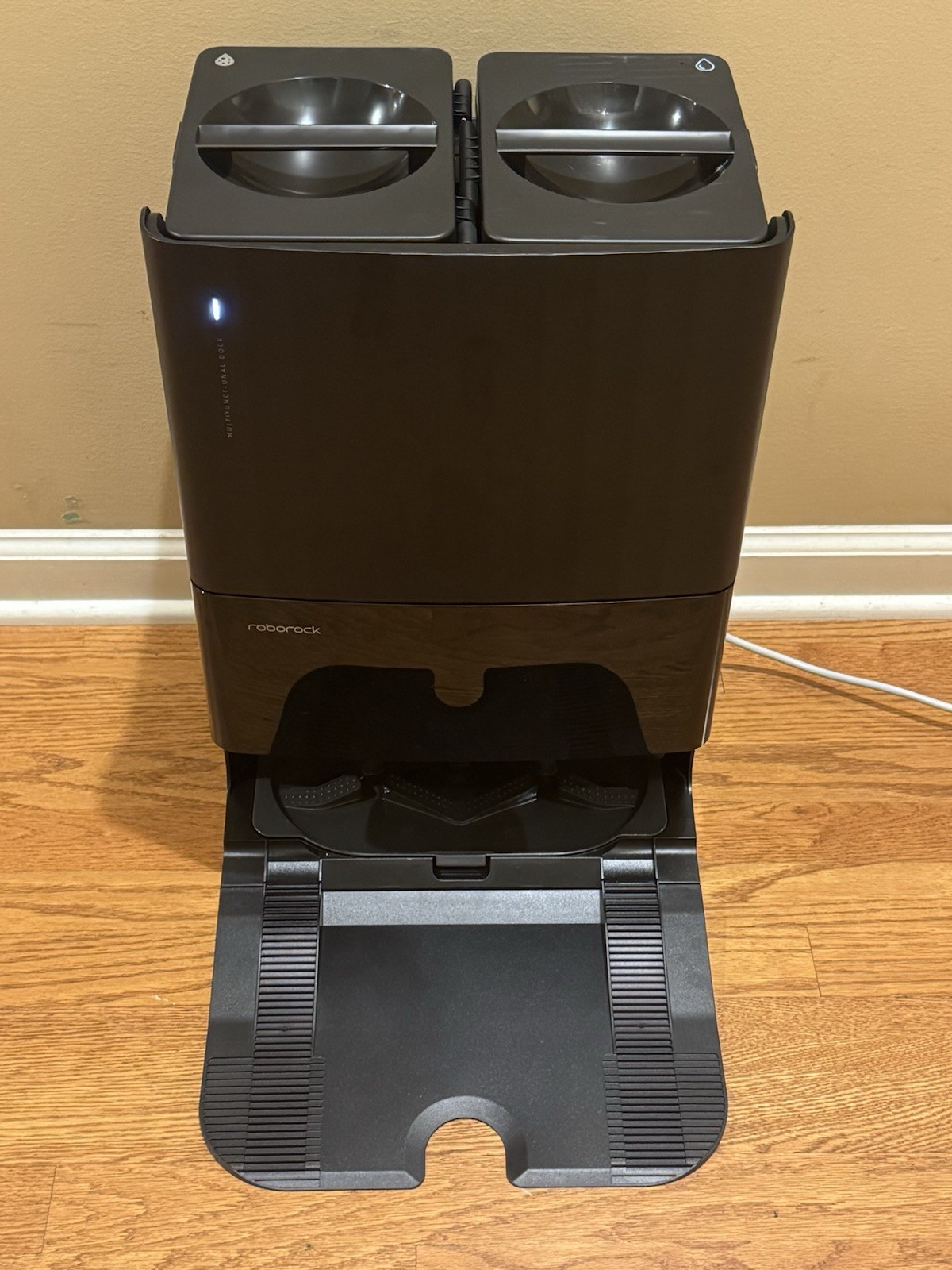 Roborock Q Revo S (EWFD24LRR) Empty Wash Fill Dock ONLY – New Unit – Excellent