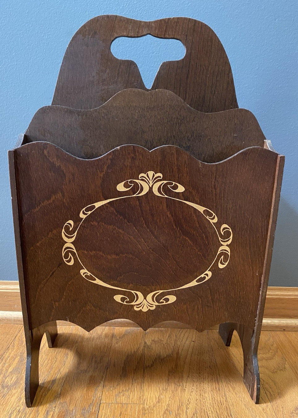 Vintage Wood Wooden Magazine Book Stand Holder Rack With Handle MCM 20x13x8