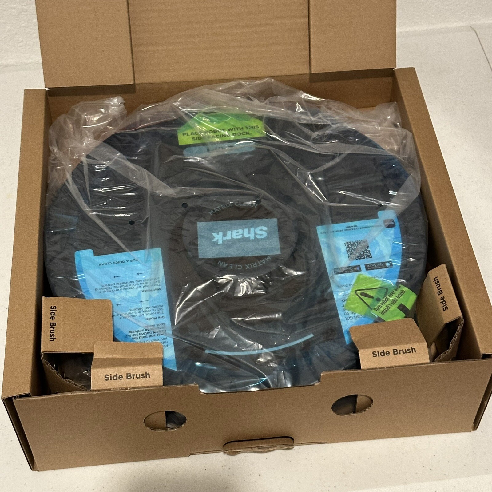 Shark MATRIX 2-in-1 Mop & Vacuum Self-Empty Robot (UR2450WS)