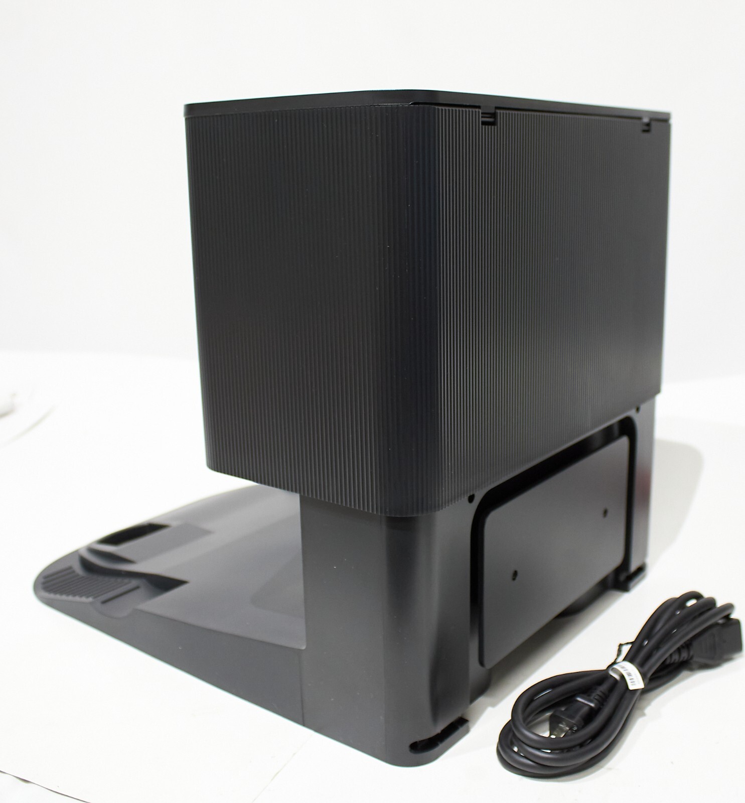 Automatic Clean Base Dock for iRobot Roomba i5+ j5+ j7+ Dust Bag -Open box